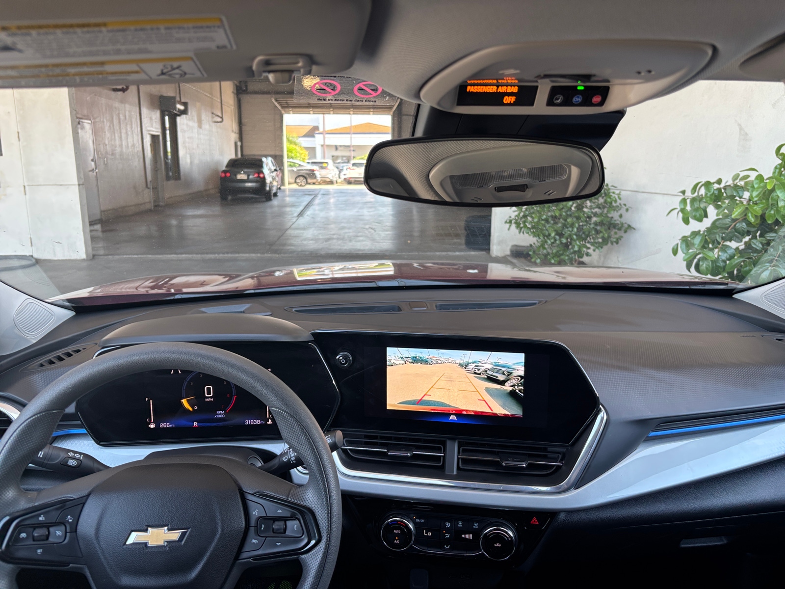 Thumbnail: 2025 Chevrolet Trax - 3