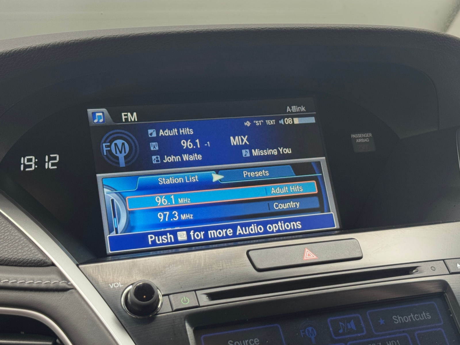 Thumbnail: 2019 Acura RLX - 3