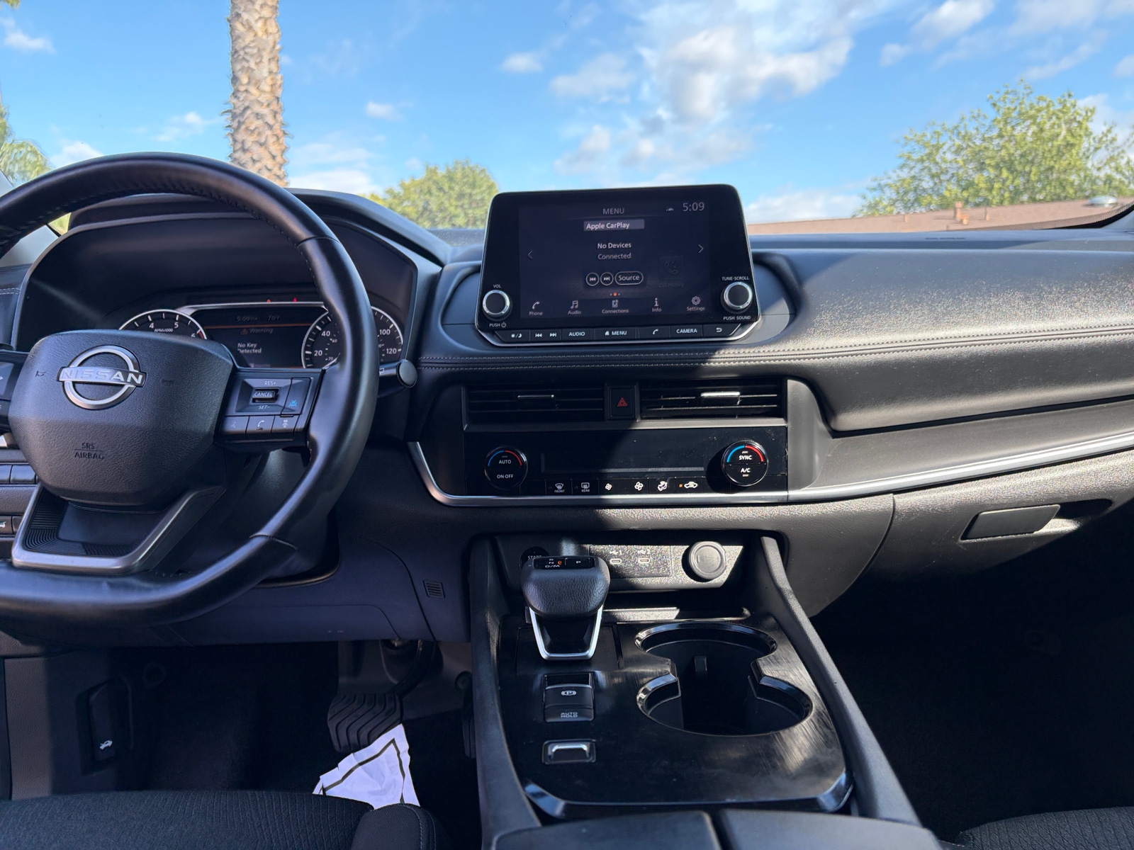 Thumbnail: 2025 Nissan Rogue - 3