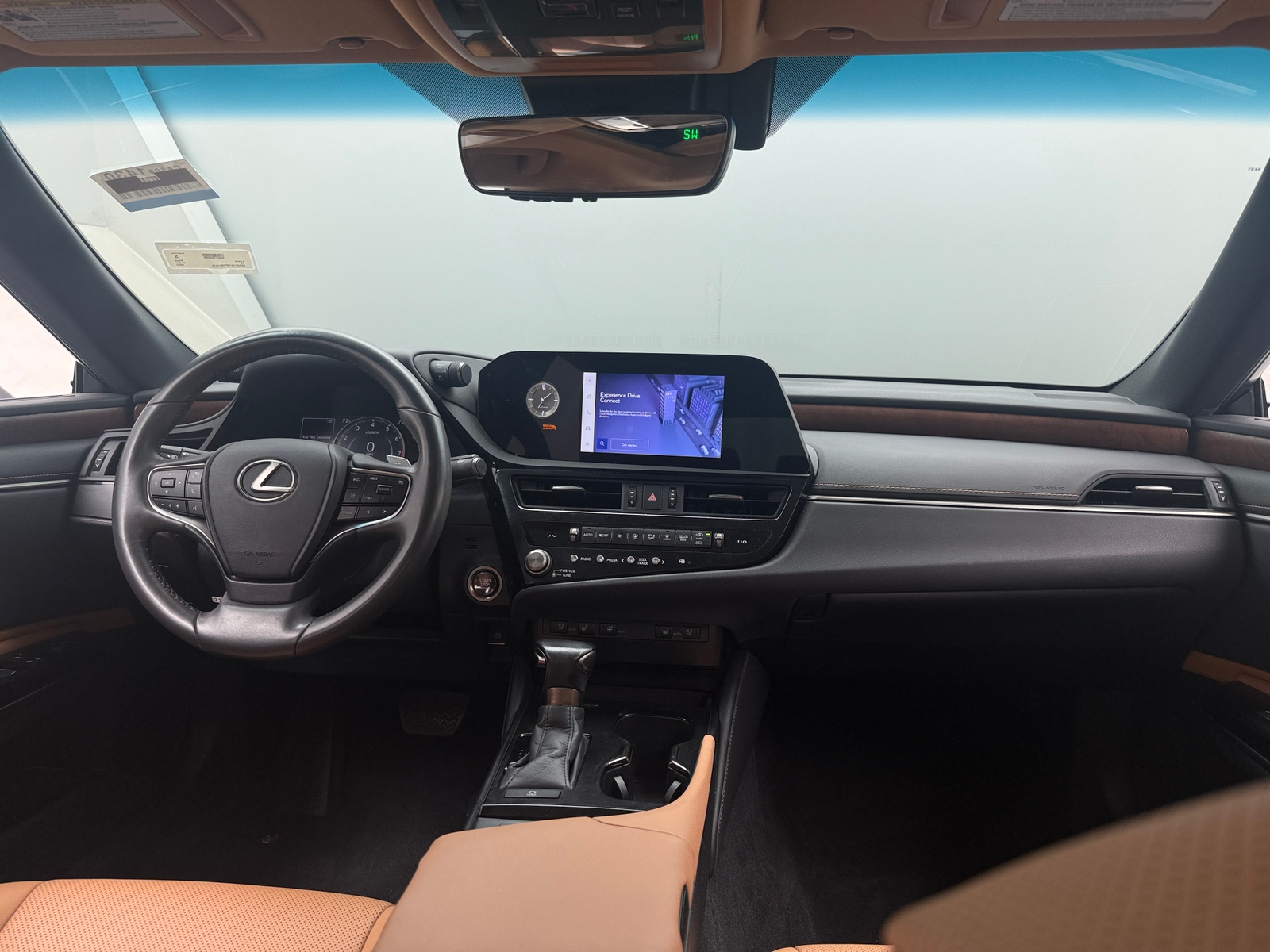 Thumbnail: 2023 Lexus ES - 2
