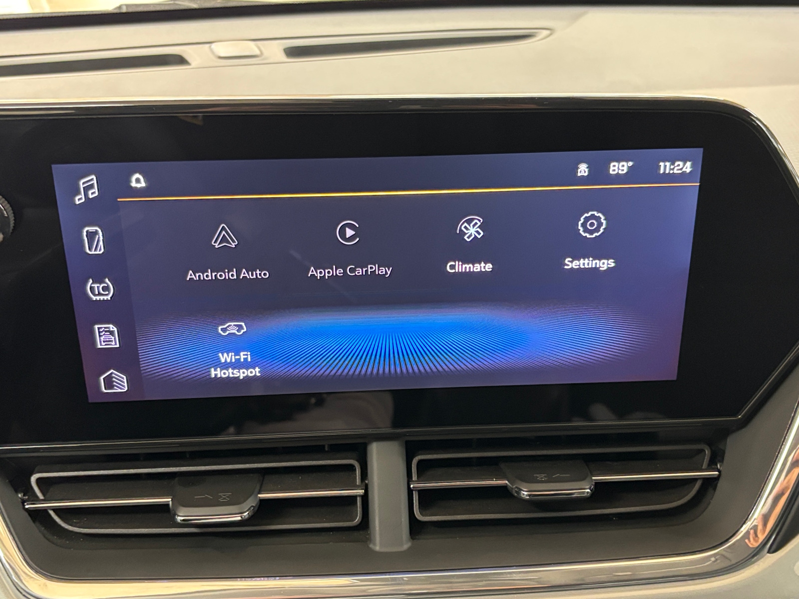 Thumbnail: 2025 Chevrolet Trax - 4