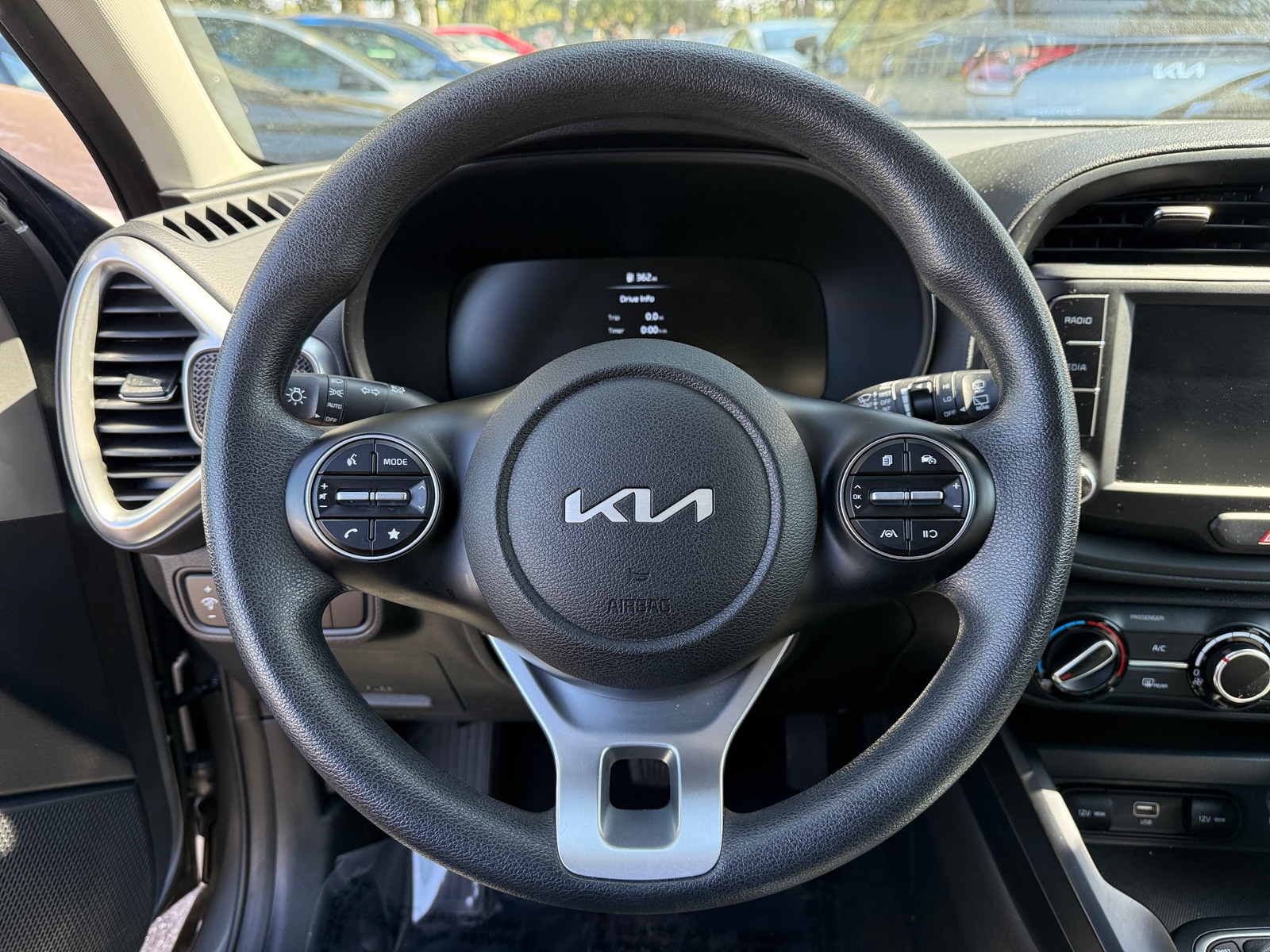Thumbnail: 2025 Kia Soul - 4