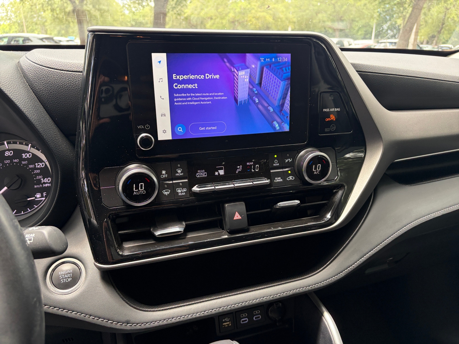 Thumbnail: 2025 Toyota Highlander - 4