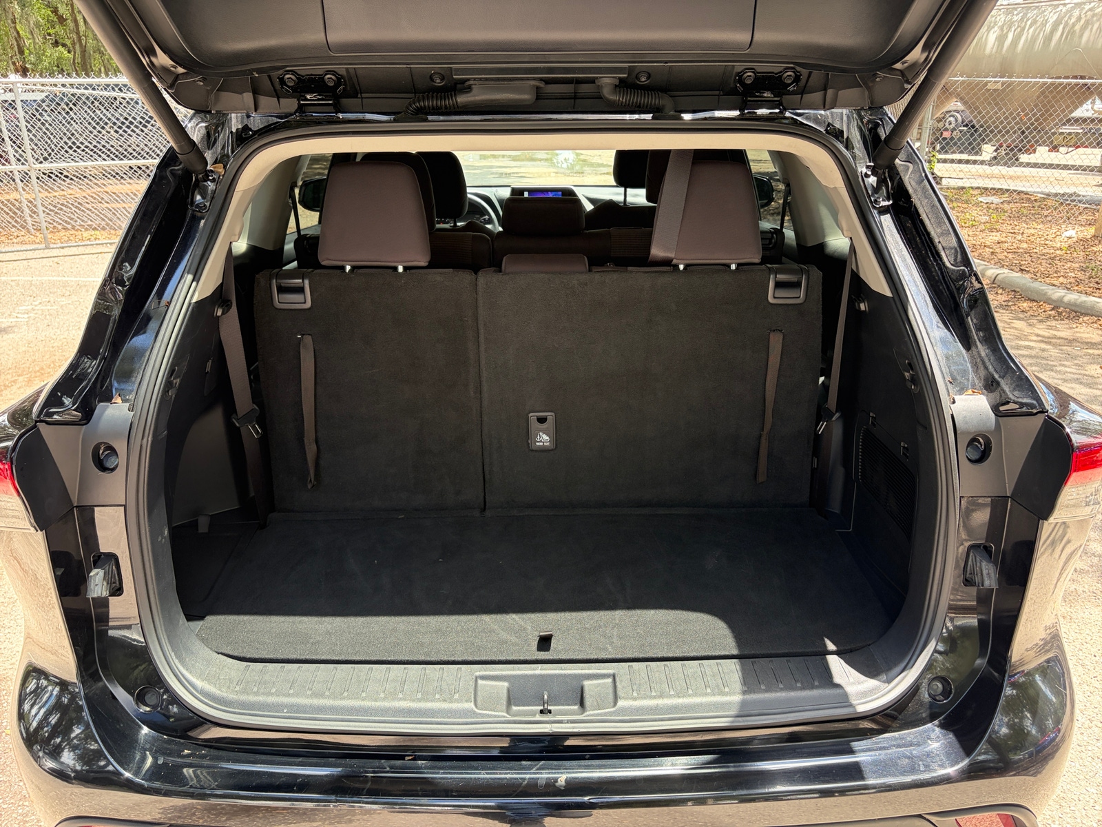 Thumbnail: 2025 Toyota Highlander - 7