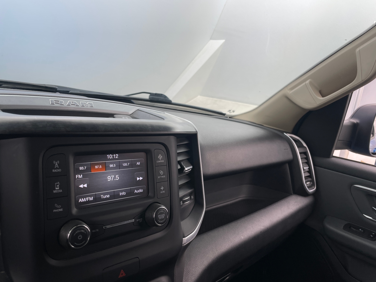 Thumbnail: 2020 RAM 1500 - 4