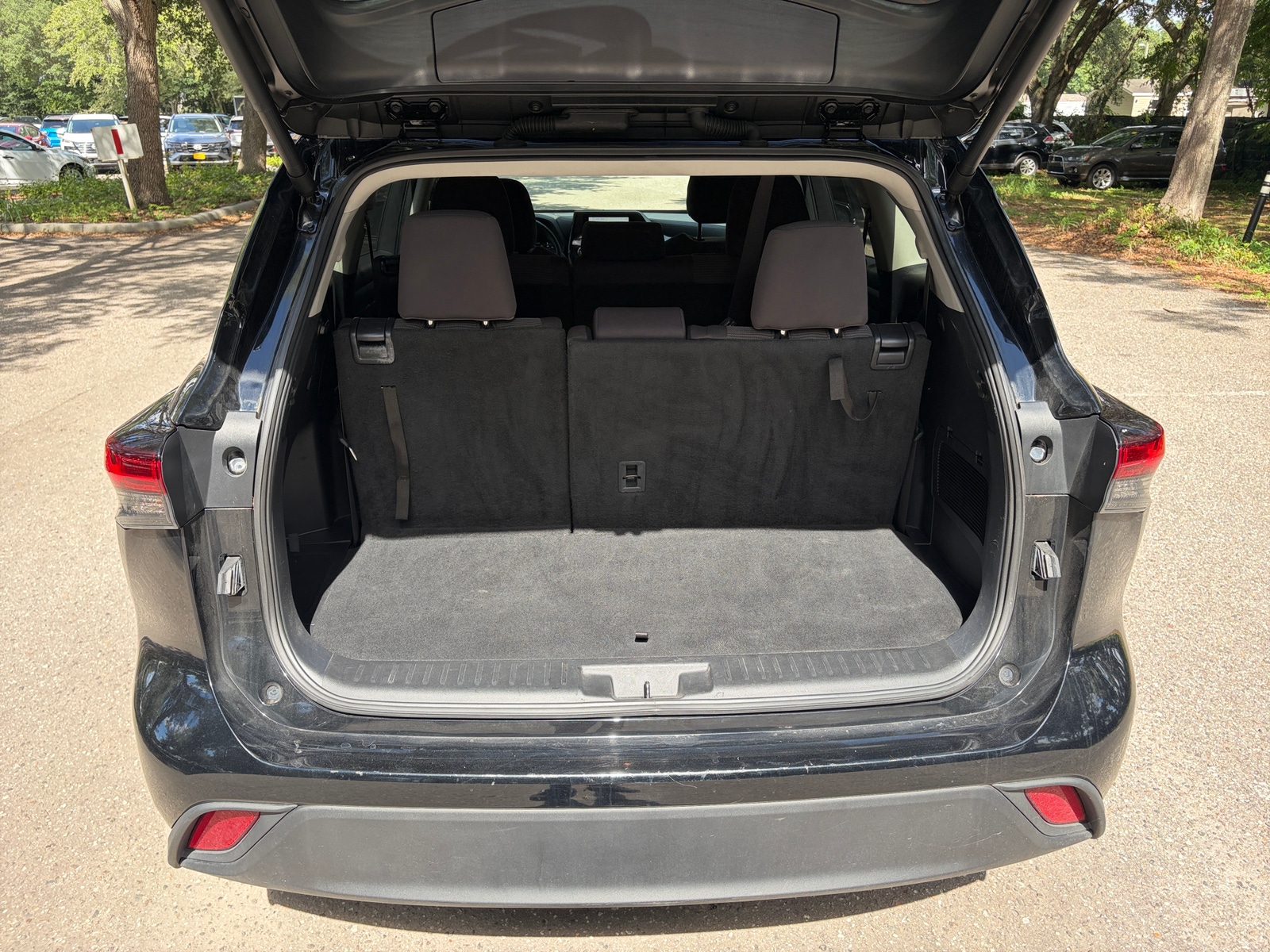 Thumbnail: 2025 Toyota Highlander - 5