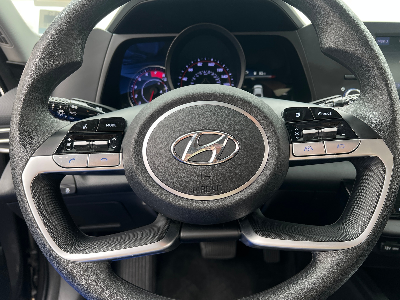 Thumbnail: 2023 Hyundai Elantra - 5