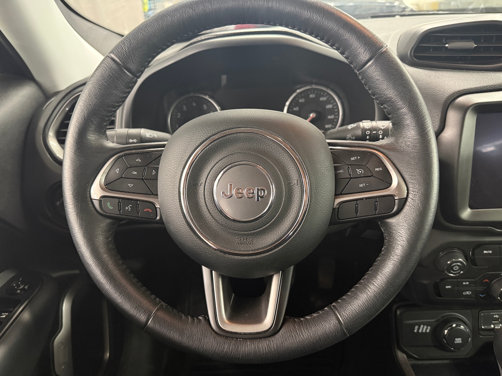 Thumbnail: 2022 Jeep Renegade - 5