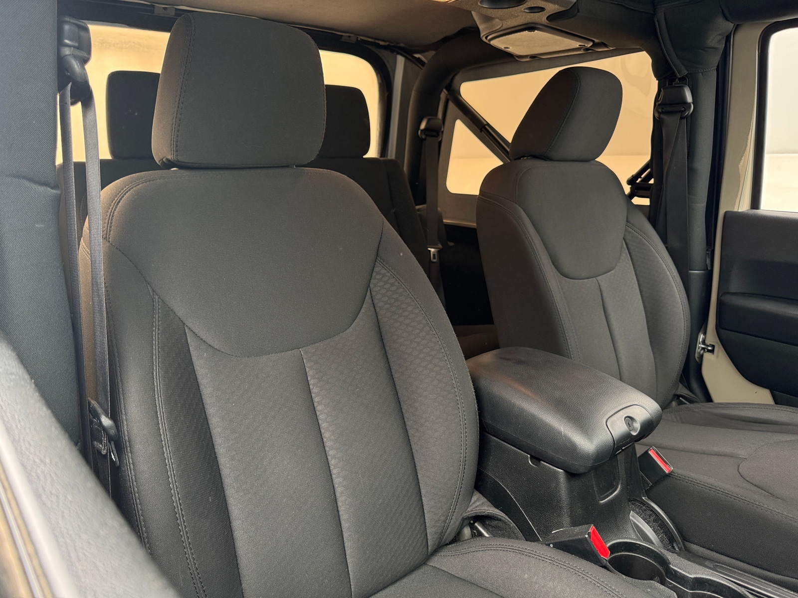 Thumbnail: 2017 Jeep Wrangler - 2