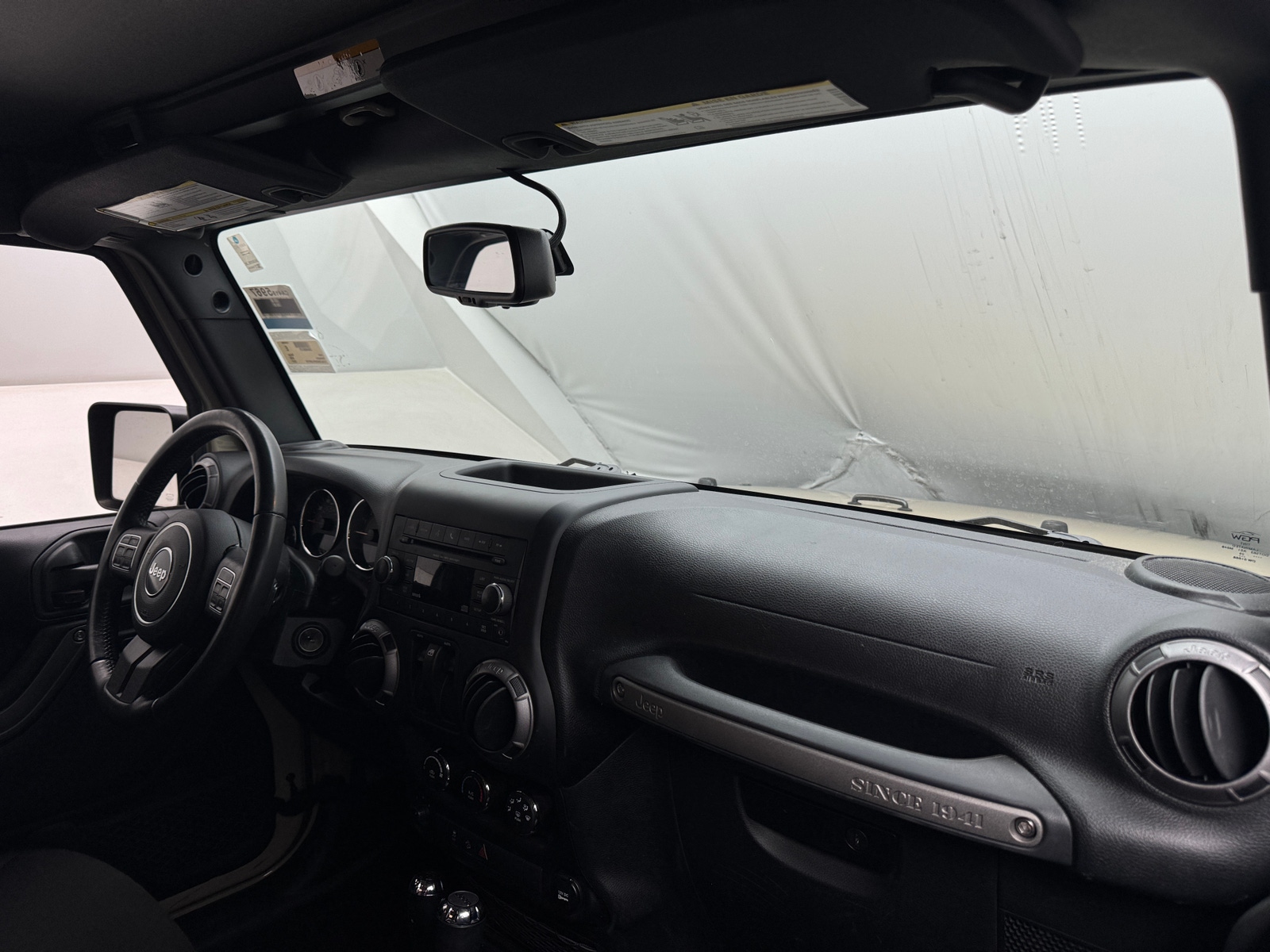 Thumbnail: 2017 Jeep Wrangler - 3