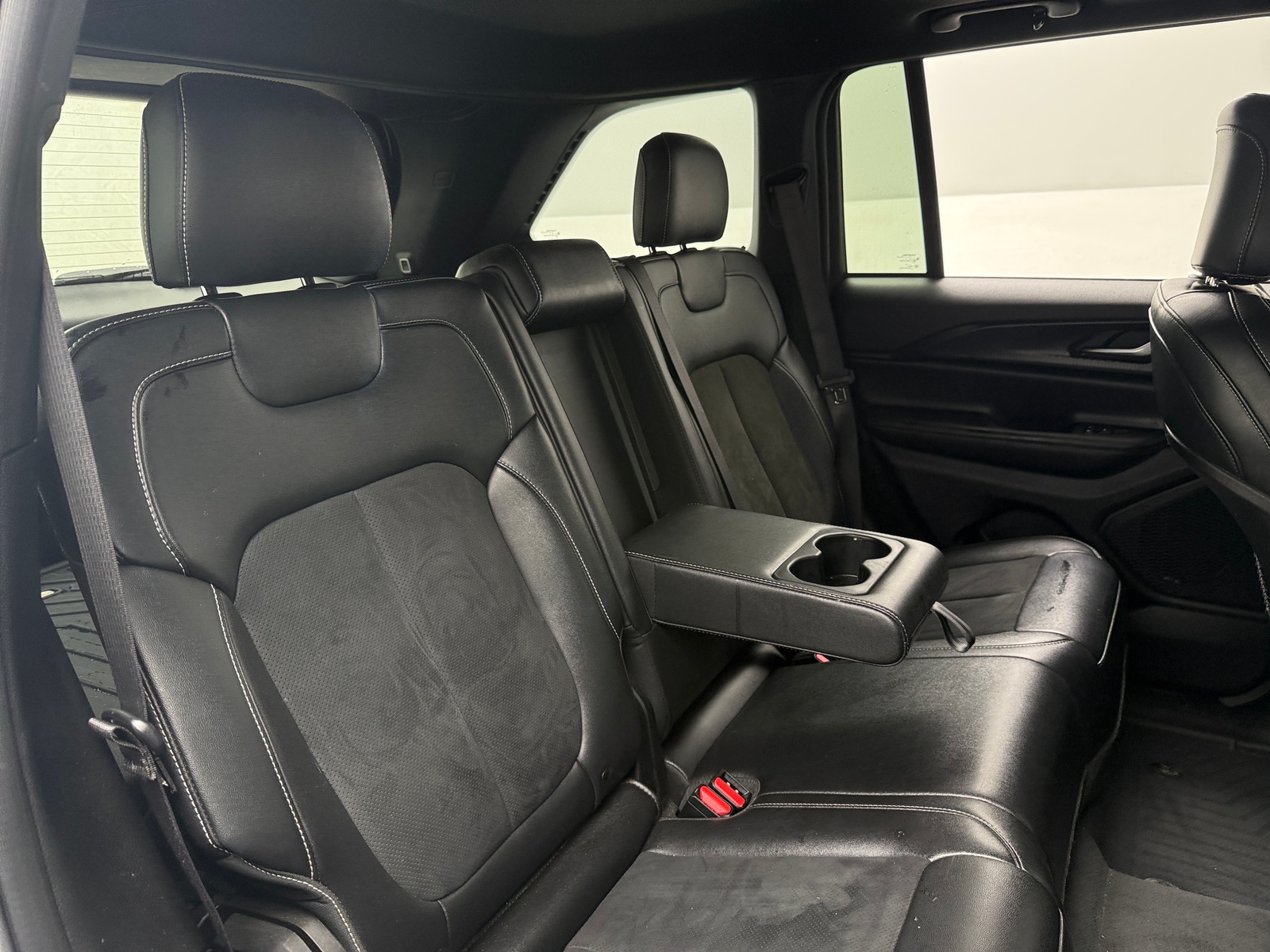 Thumbnail: 2023 Jeep Grand Cherokee - 5