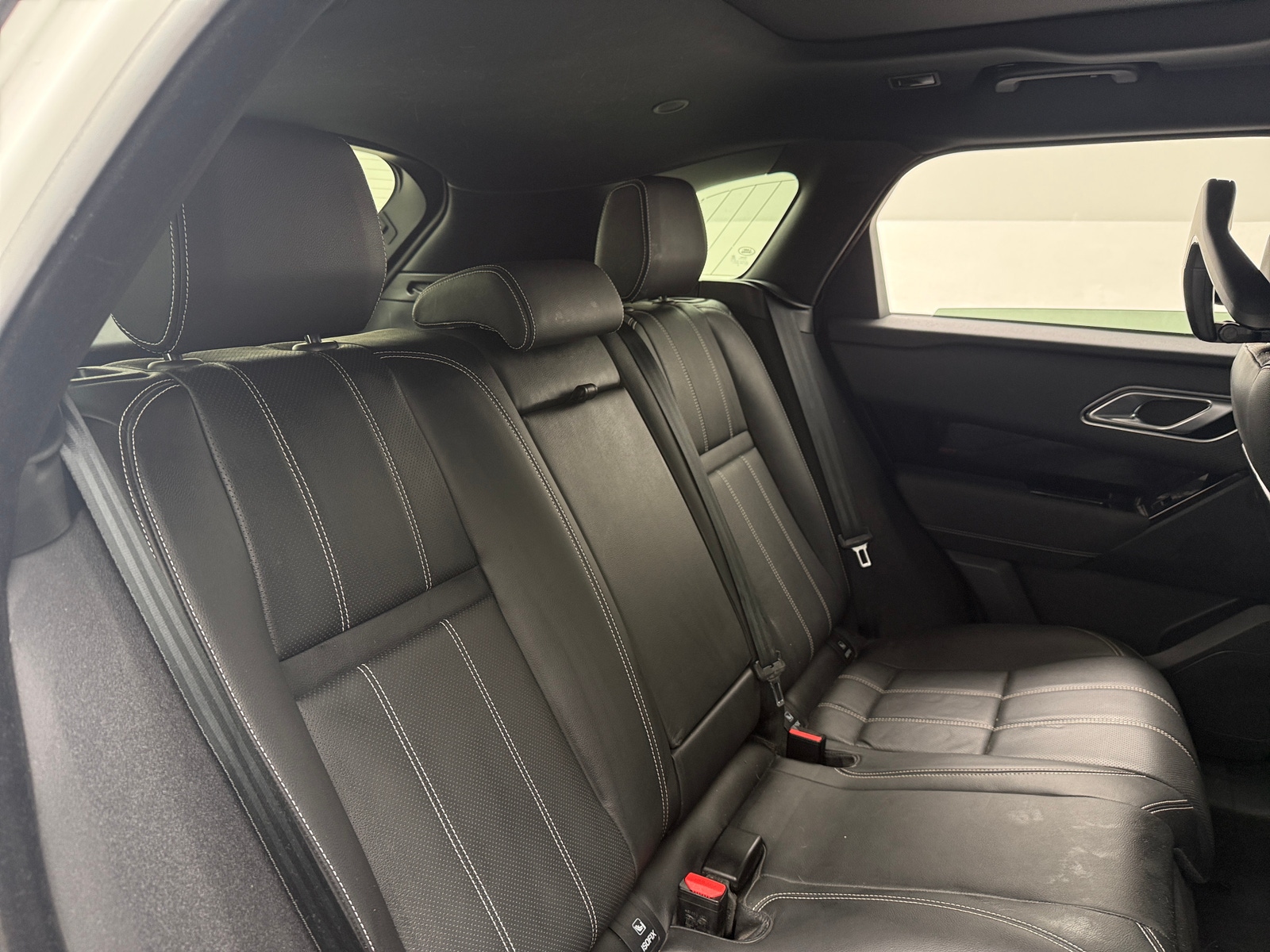 Thumbnail: 2023 Land Rover Range Rover Velar - 5