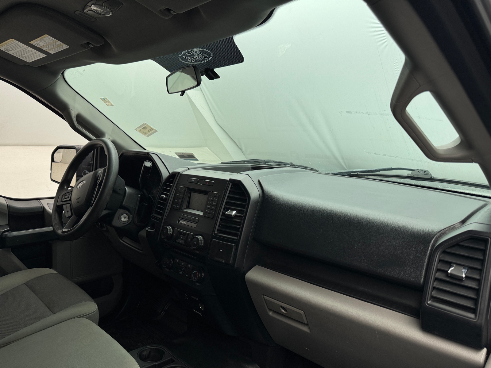 Thumbnail: 2016 Ford Econoline - 3