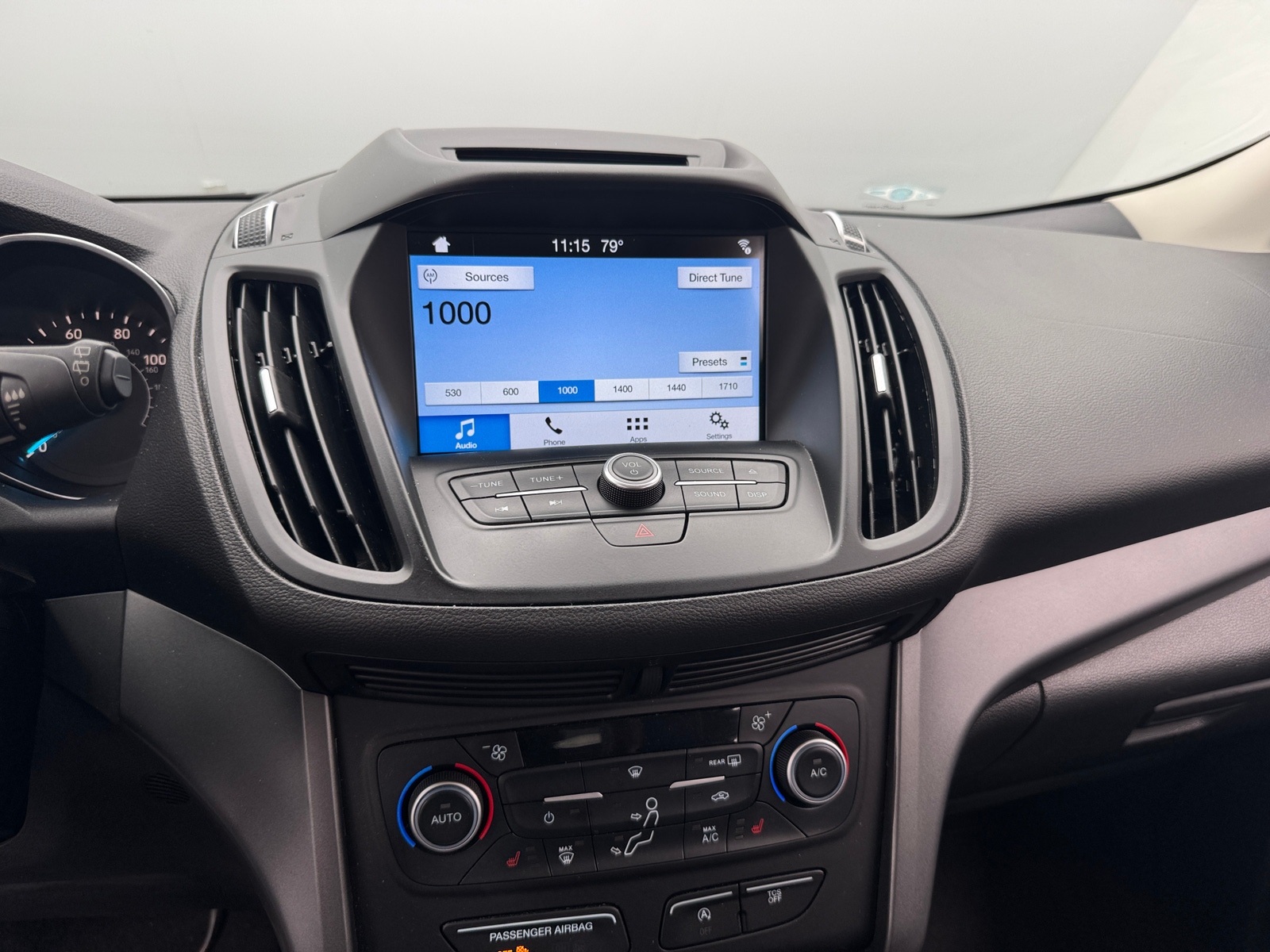 Thumbnail: 2018 Ford Escape - 3