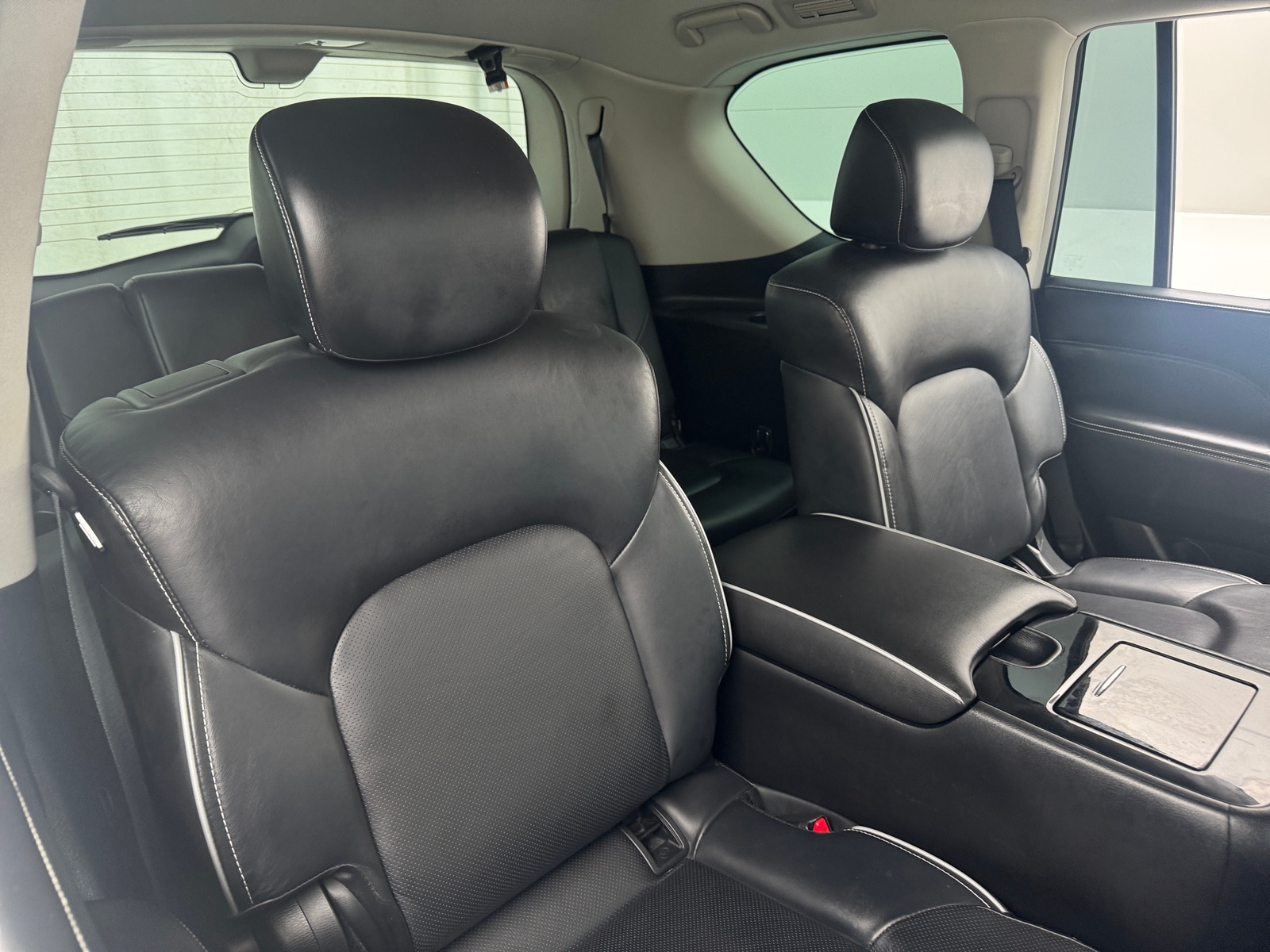 Thumbnail: 2022 INFINITI QX80 - 5