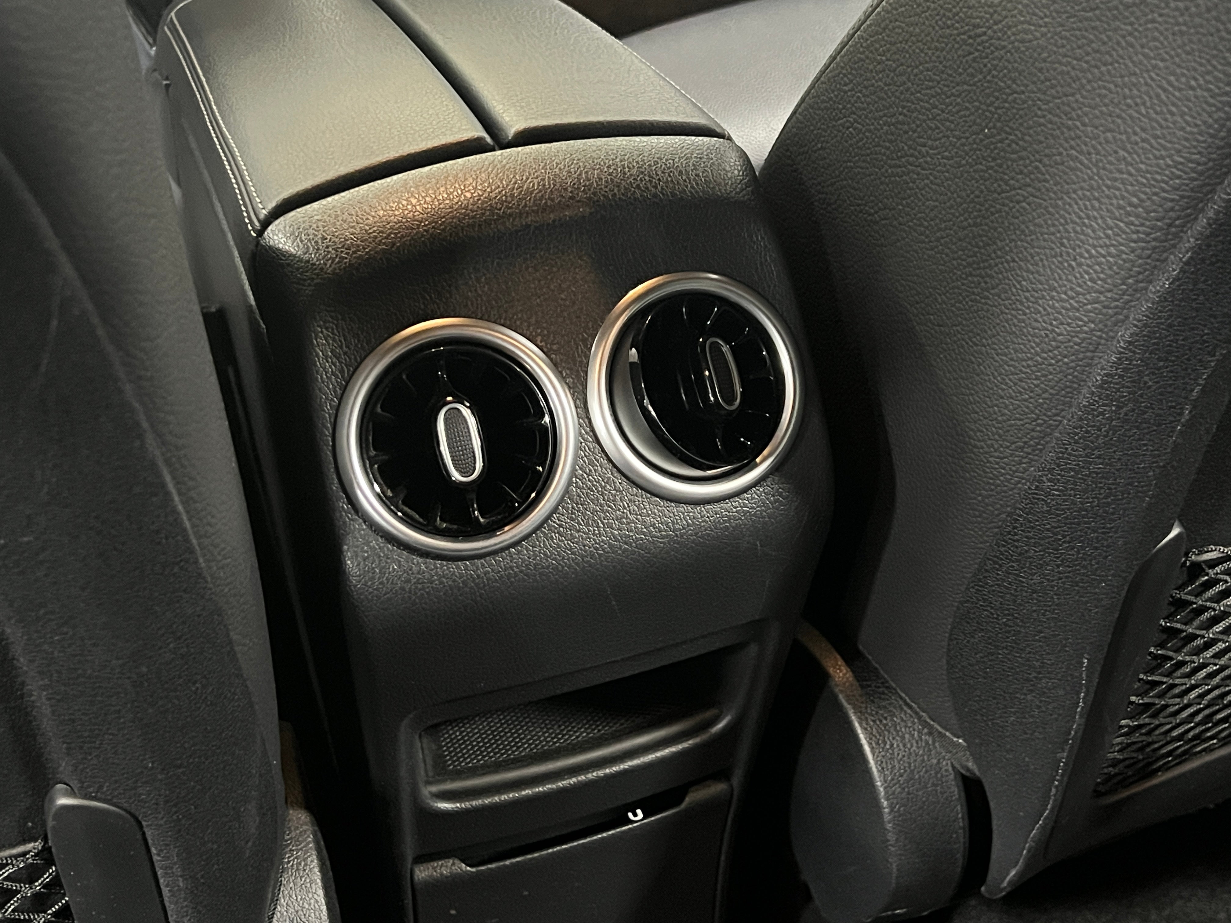 2025 Mercedes-Benz GLB Base - Photo 10