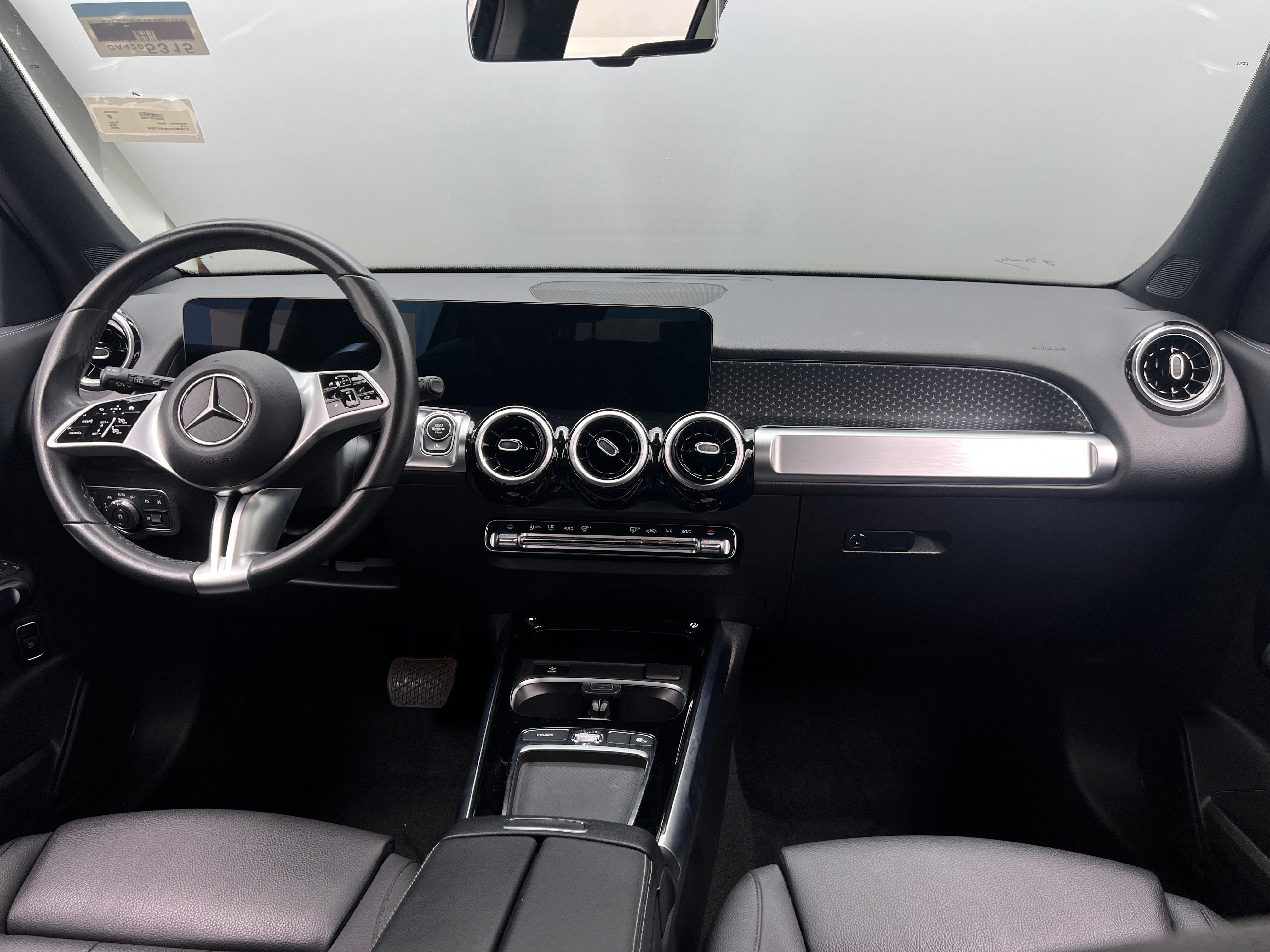 2025 Mercedes-Benz GLB Base - Photo 12