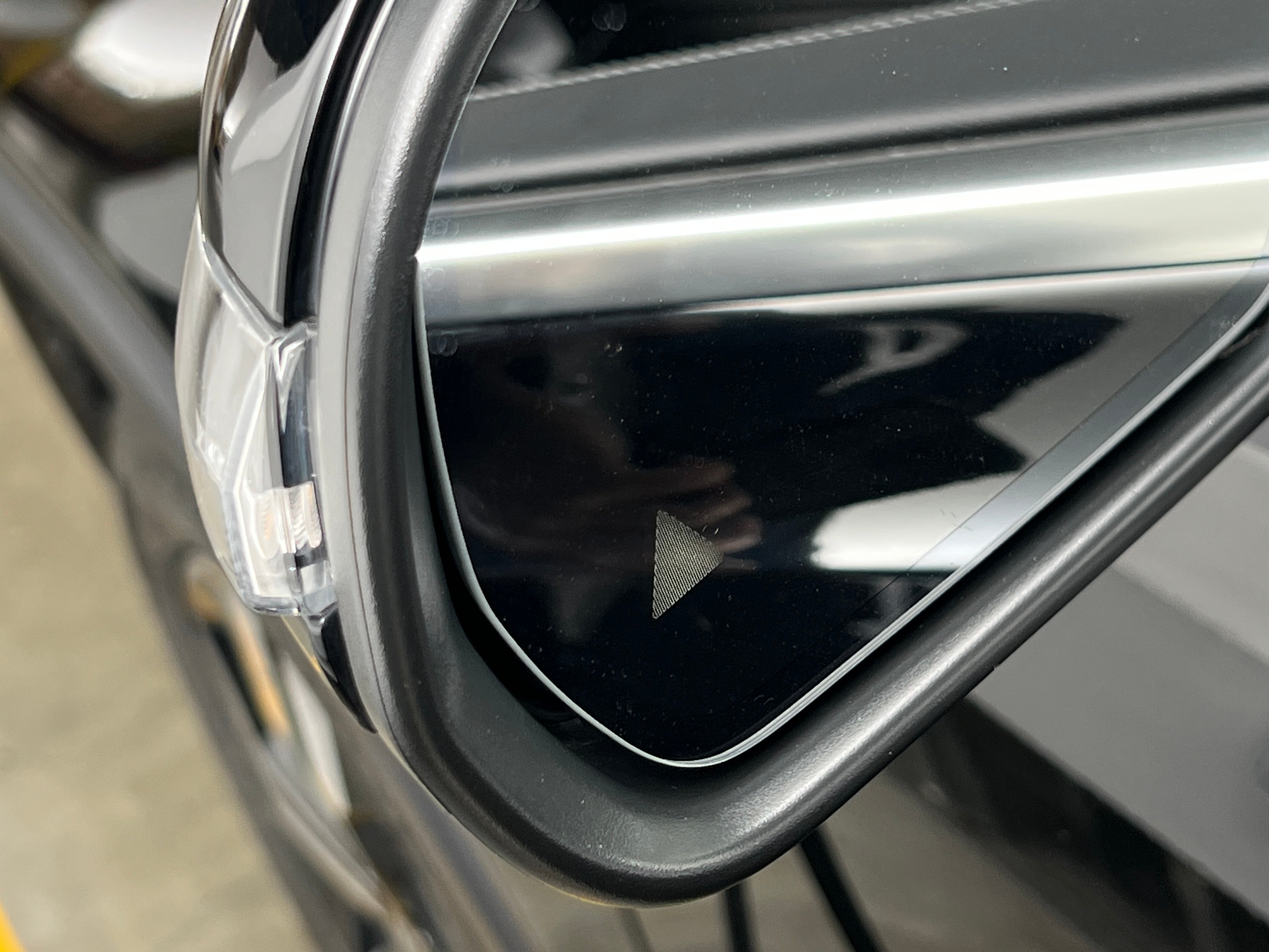 2025 Mercedes-Benz GLB Base - Photo 18
