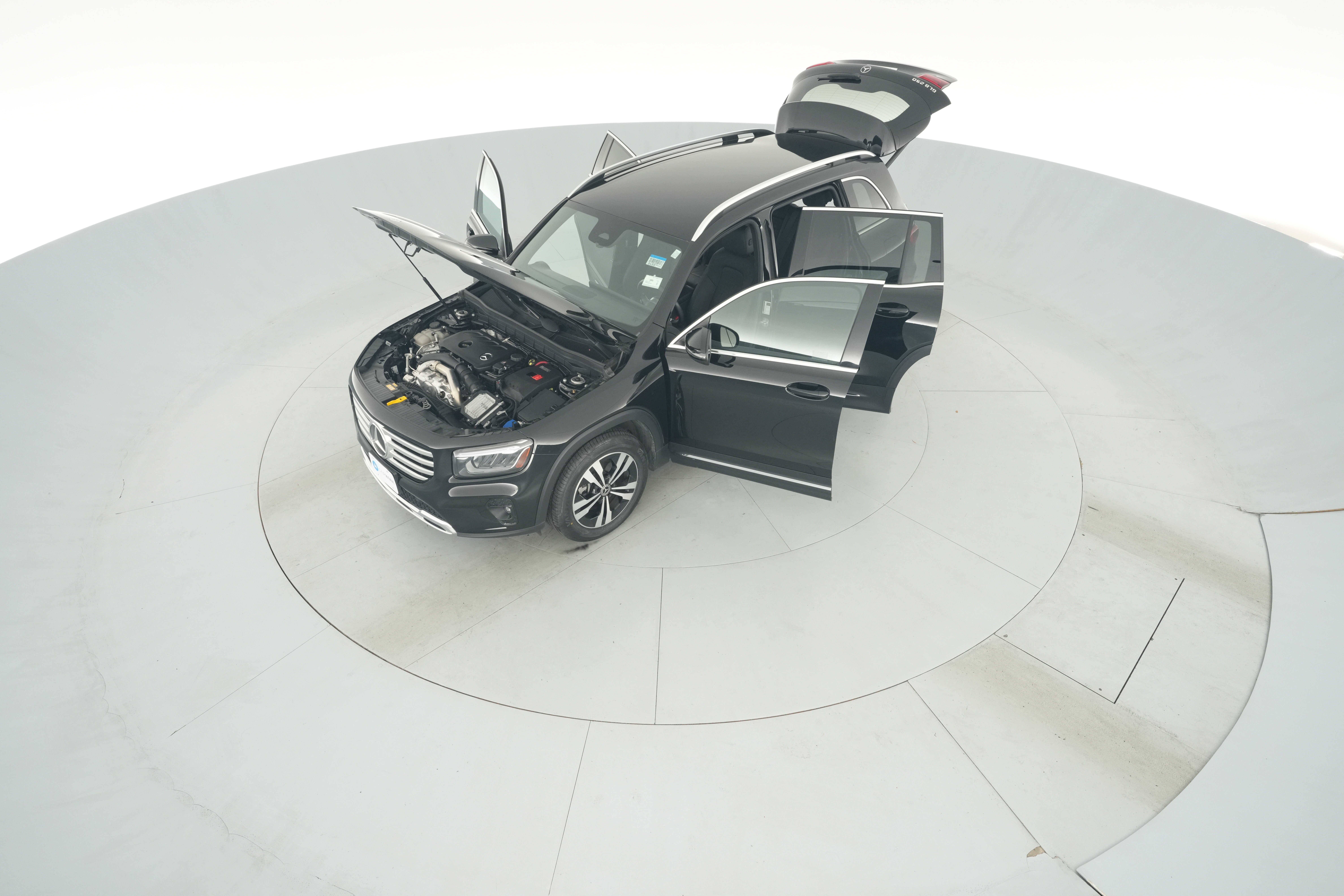 2025 Mercedes-Benz GLB Base - Photo 28