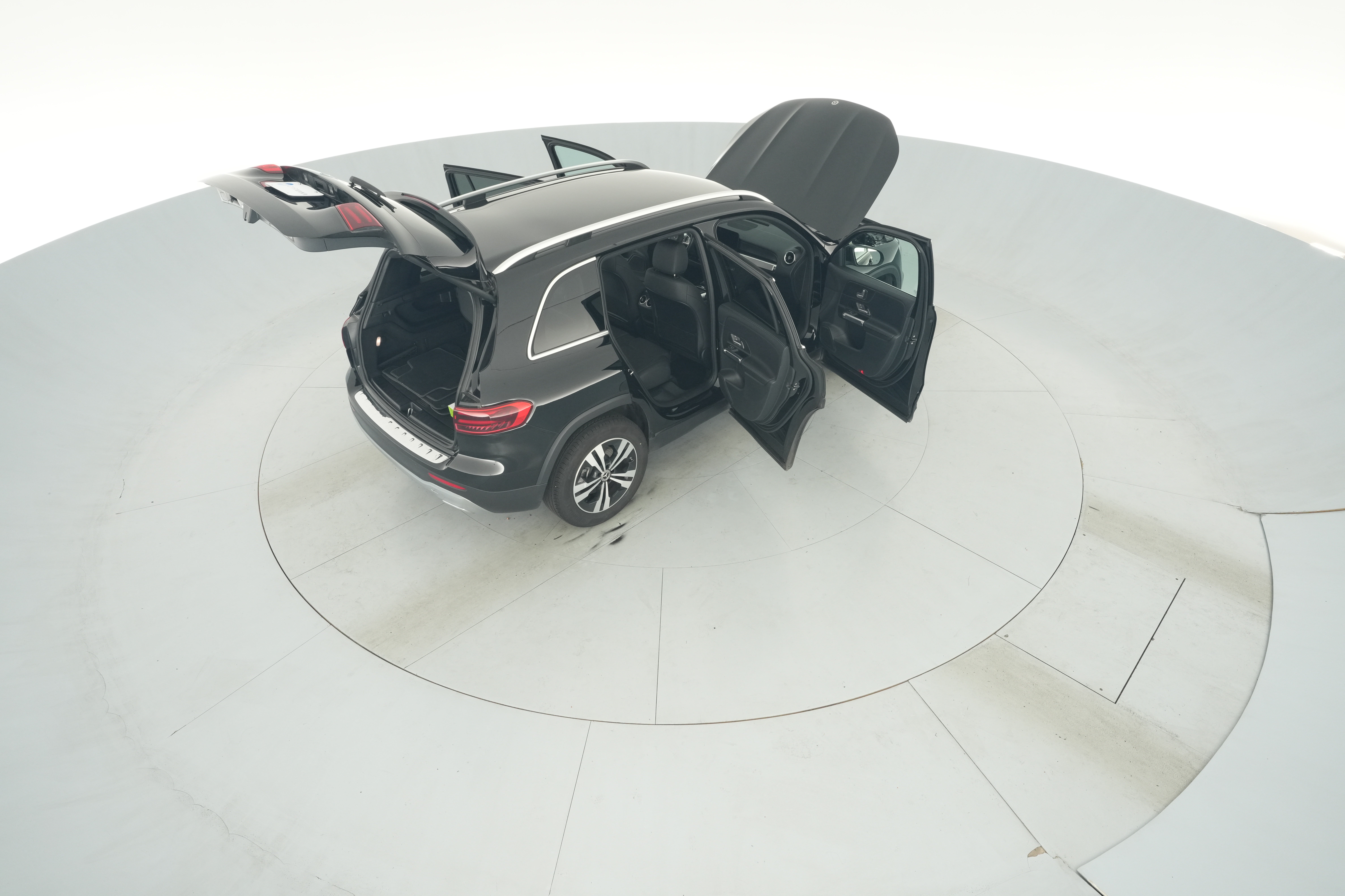 2025 Mercedes-Benz GLB Base - Photo 36