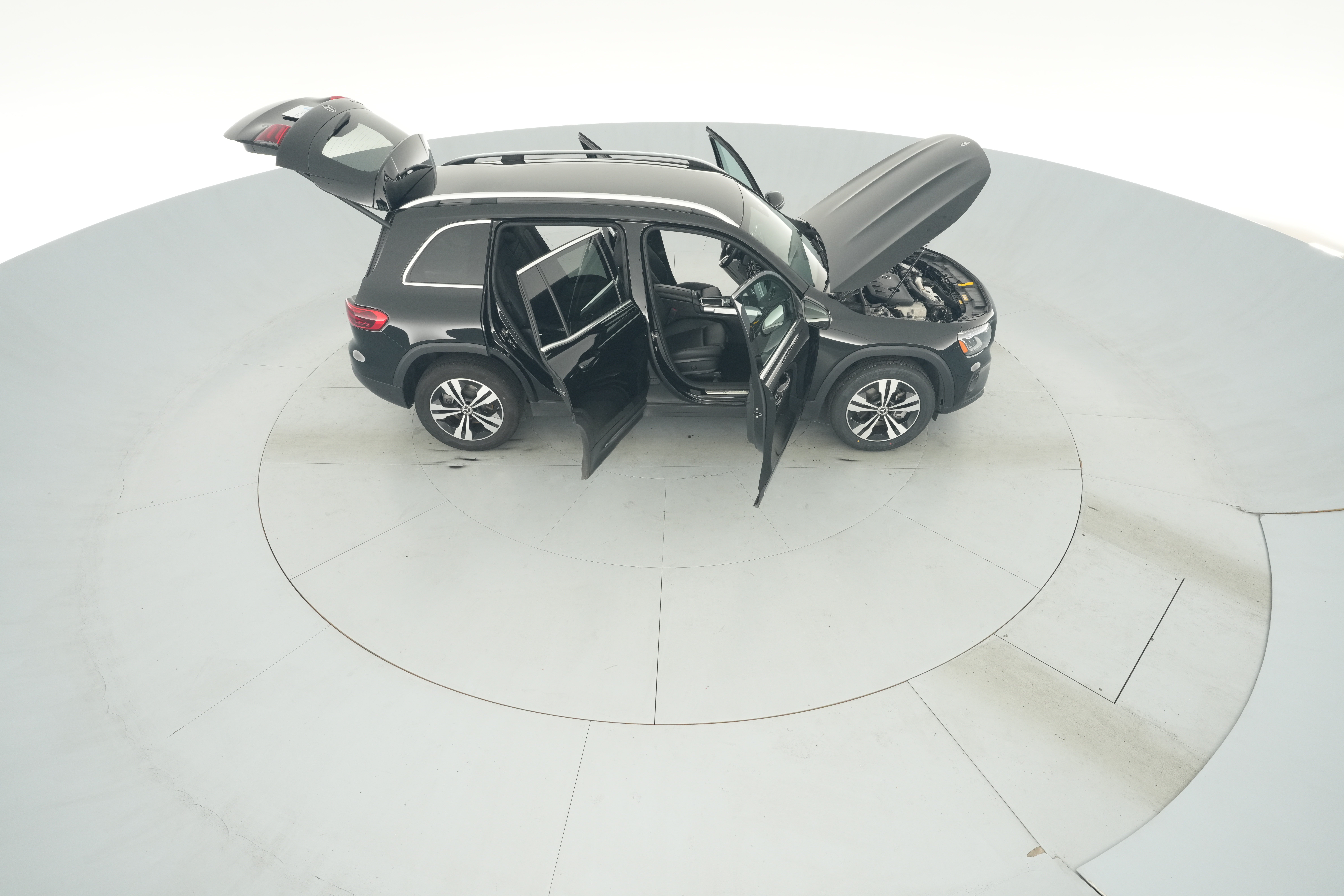 2025 Mercedes-Benz GLB Base - Photo 38