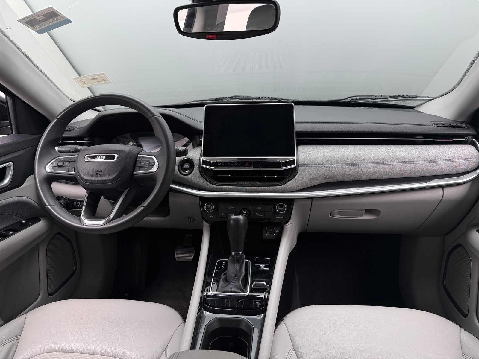 Thumbnail: 2022 Jeep Compass - 3