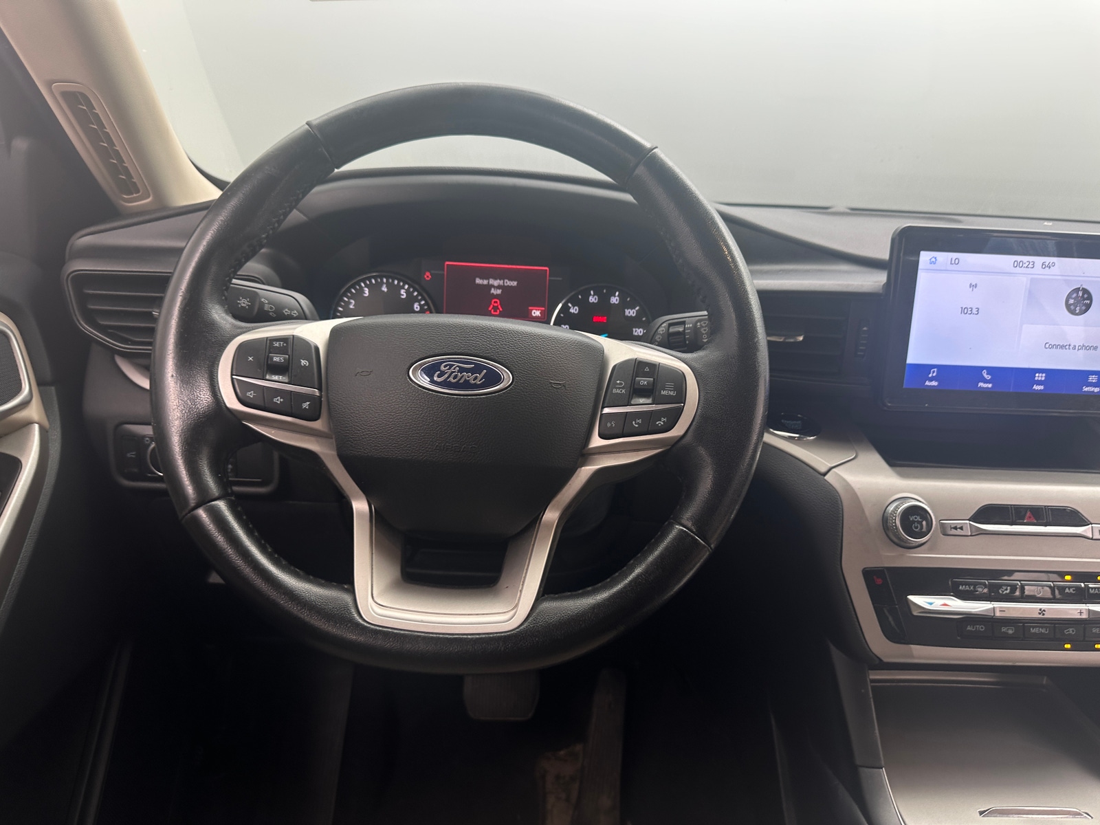 Thumbnail: 2023 Ford Explorer - 5
