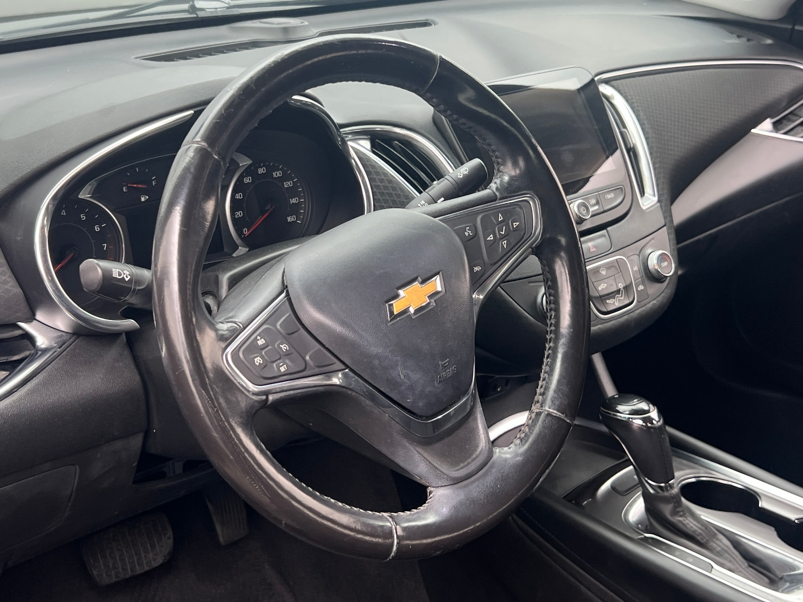 Thumbnail: 2018 Chevrolet Malibu - 5