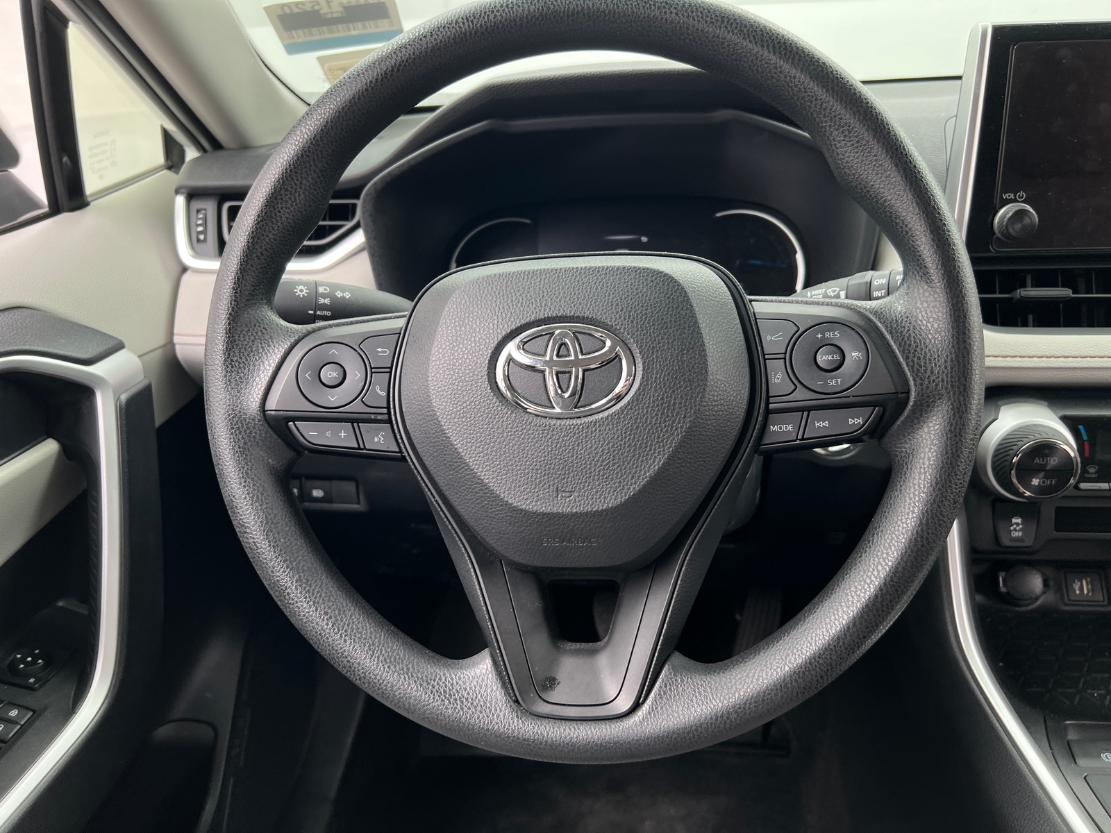 Thumbnail: 2025 Toyota RAV4 - 5