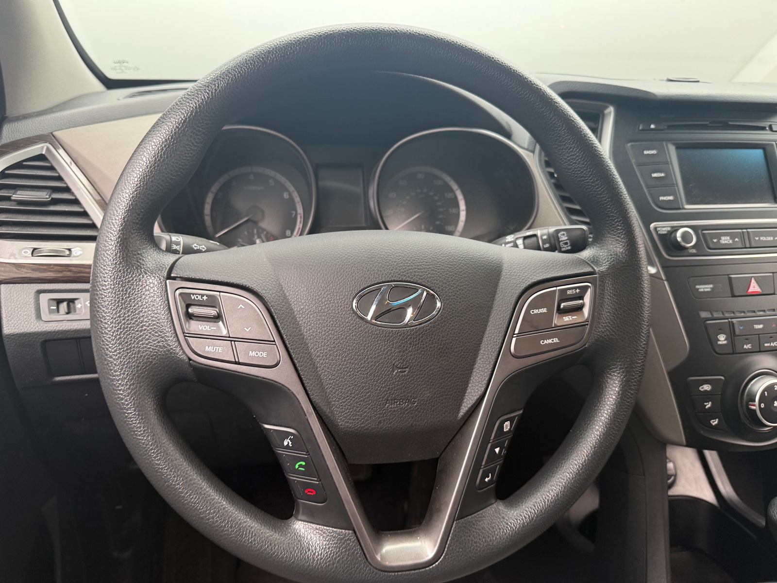 Thumbnail: 2018 Hyundai Santa Fe - 5