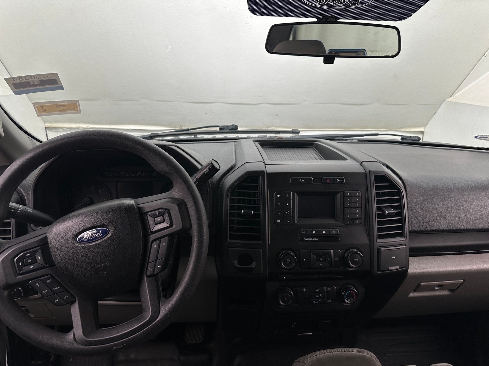 Thumbnail: 2018 Ford Econoline - 3