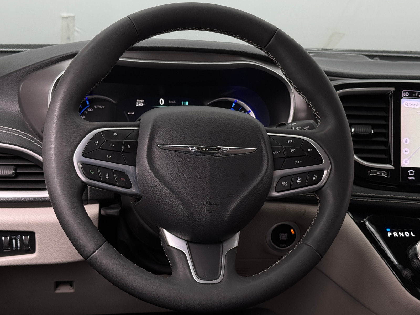 Thumbnail: 2024 Chrysler Pacifica - 4