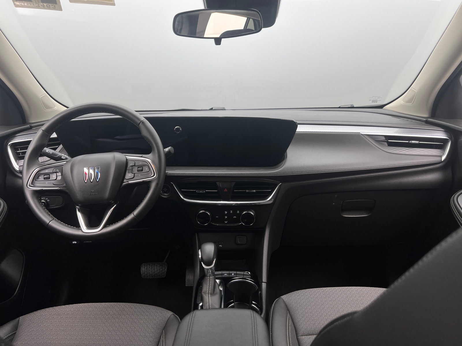 Thumbnail: 2025 Buick Encore GX - 3