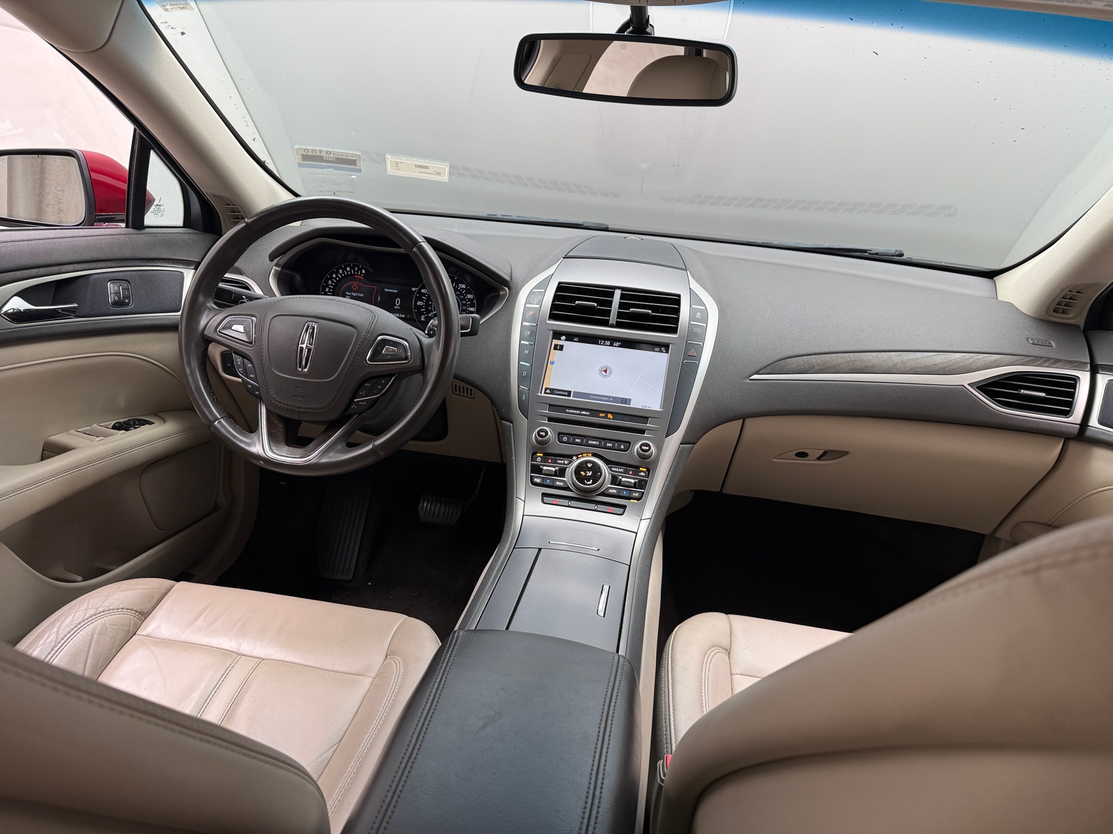 Thumbnail: 2017 Lincoln MKZ - 2