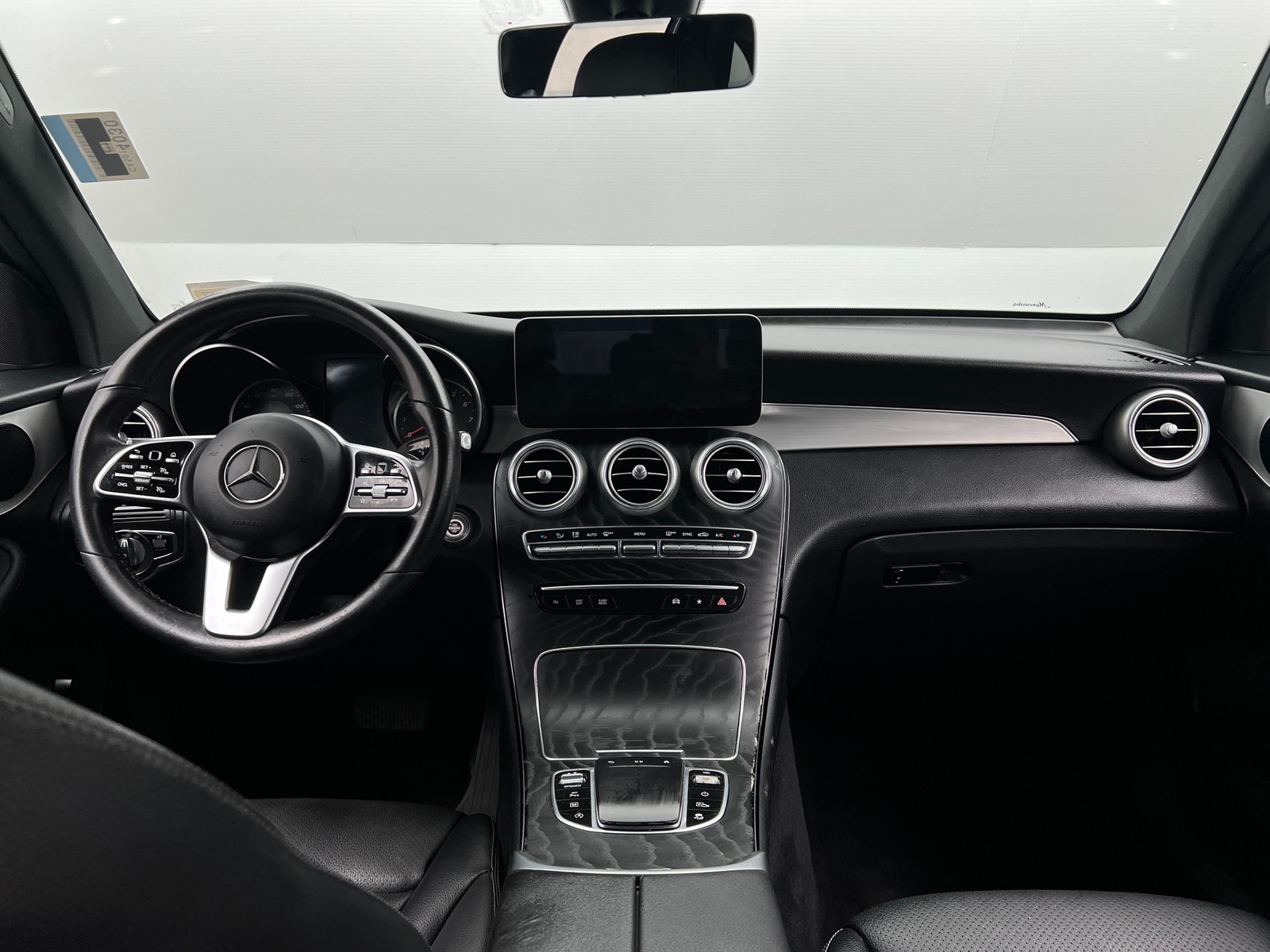 Thumbnail: 2021 Mercedes-Benz GLC - 2