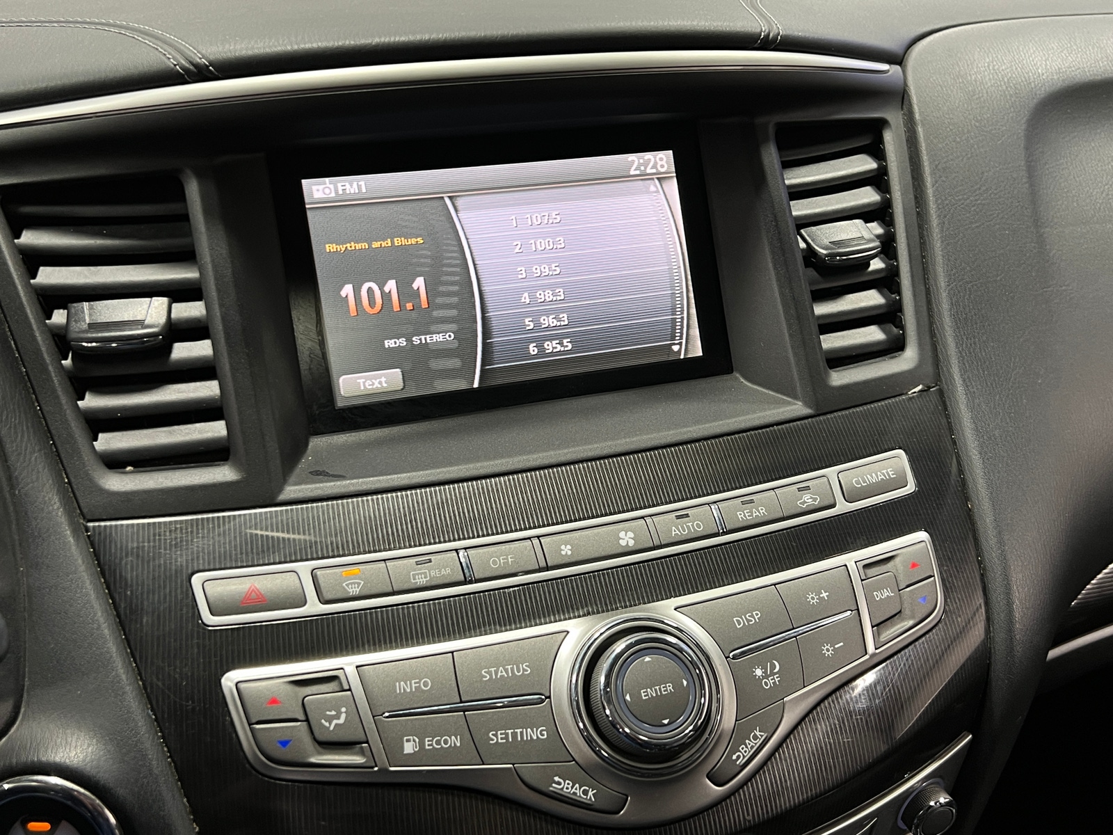 Thumbnail: 2016 INFINITI QX60 - 3