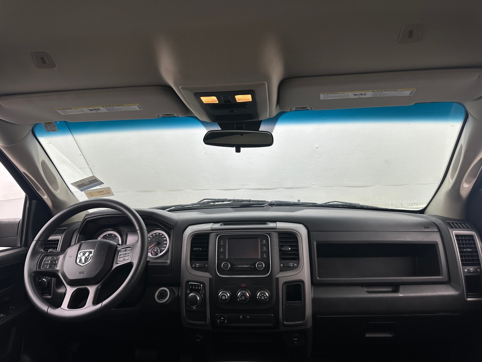 Thumbnail: 2021 RAM 1500 Classic - 3