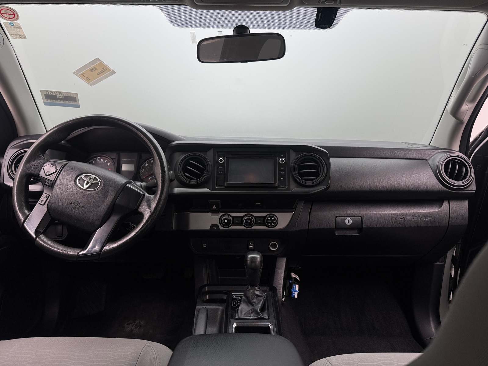 Thumbnail: 2016 Toyota Tacoma - 3