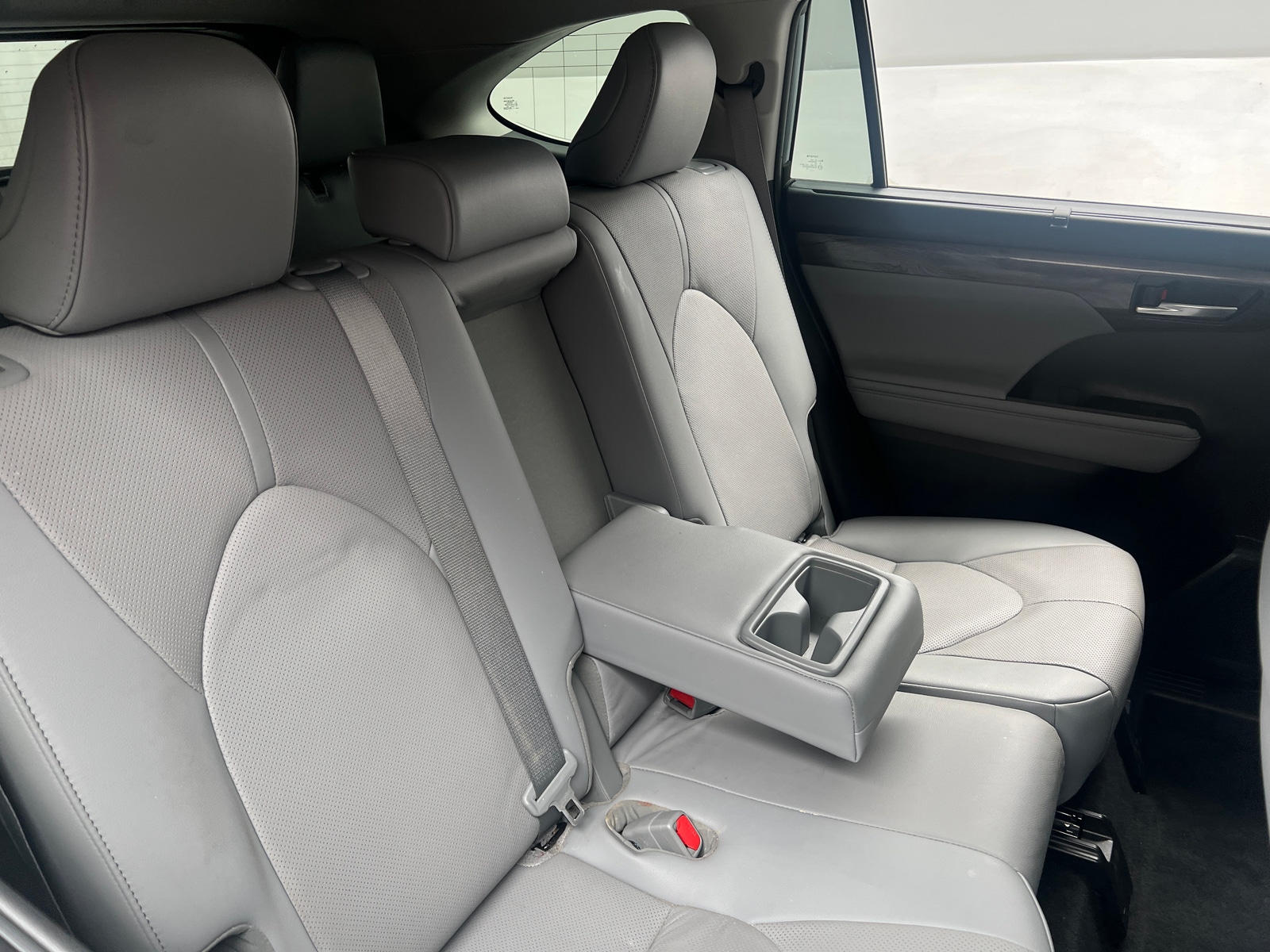Thumbnail: 2021 Toyota Highlander - 5