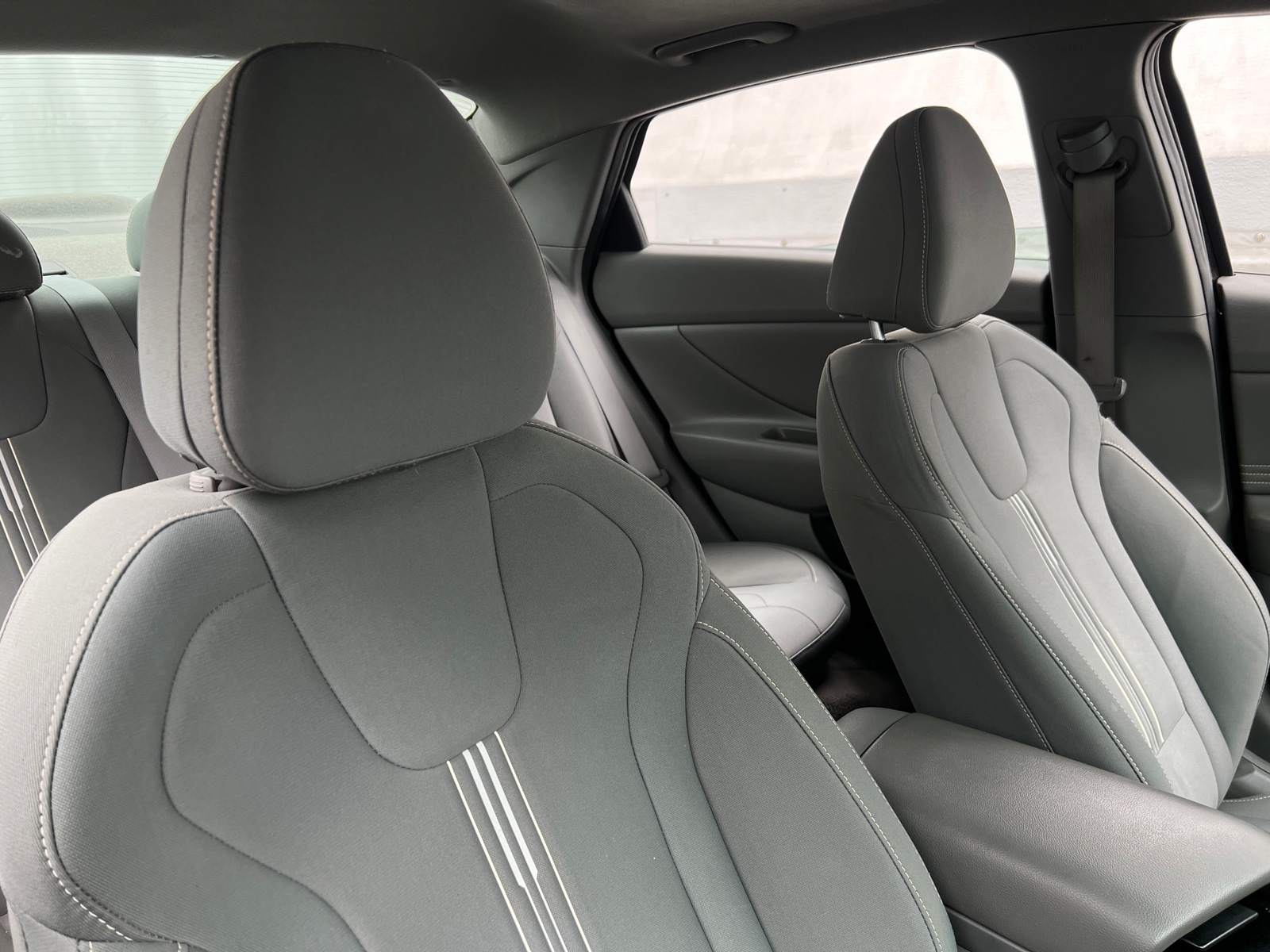 Thumbnail: 2021 Hyundai Elantra - 2