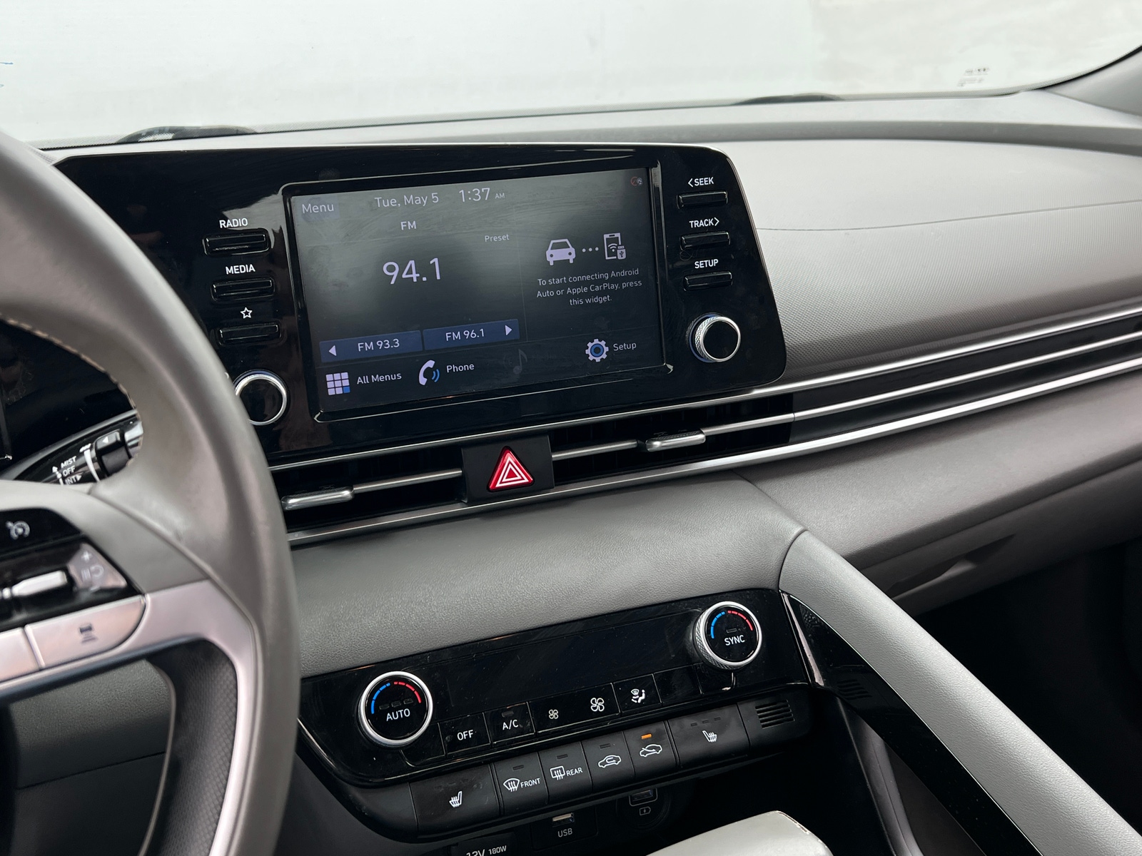 Thumbnail: 2021 Hyundai Elantra - 4