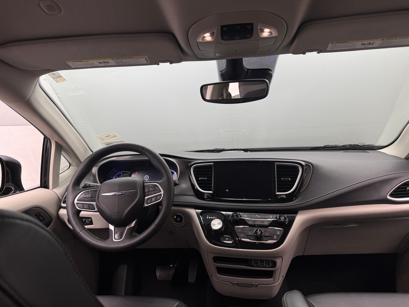 Thumbnail: 2024 Chrysler Pacifica - 2