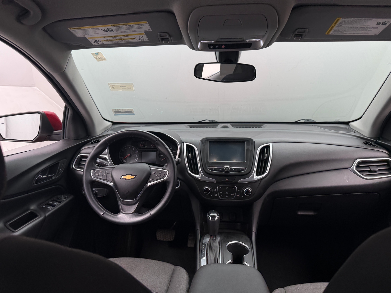 Thumbnail: 2018 Chevrolet Equinox - 3