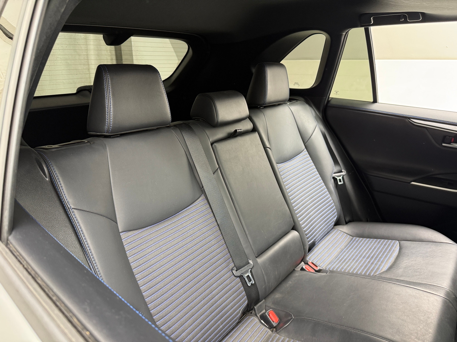 Thumbnail: 2021 Toyota RAV4 - 5