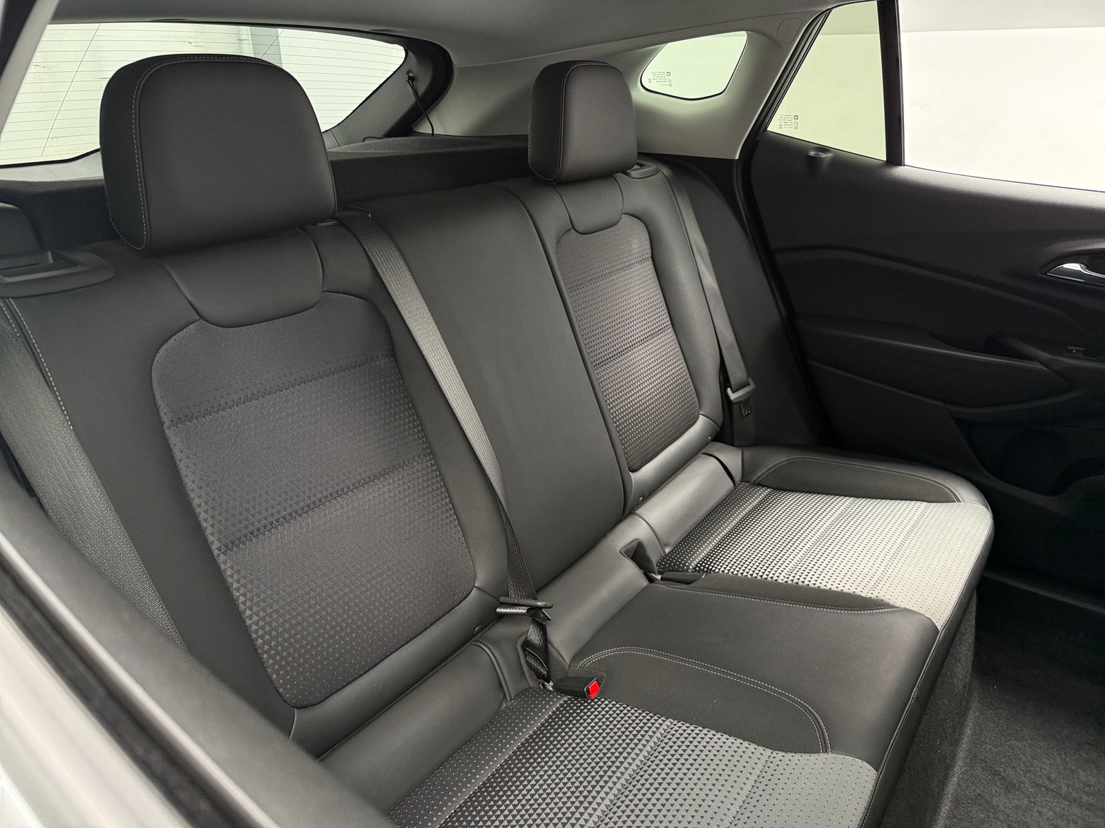 Thumbnail: 2025 Chevrolet Trax - 6