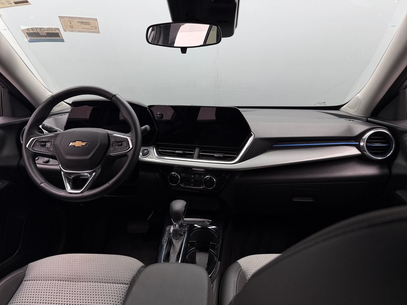 Thumbnail: 2025 Chevrolet Trax - 3