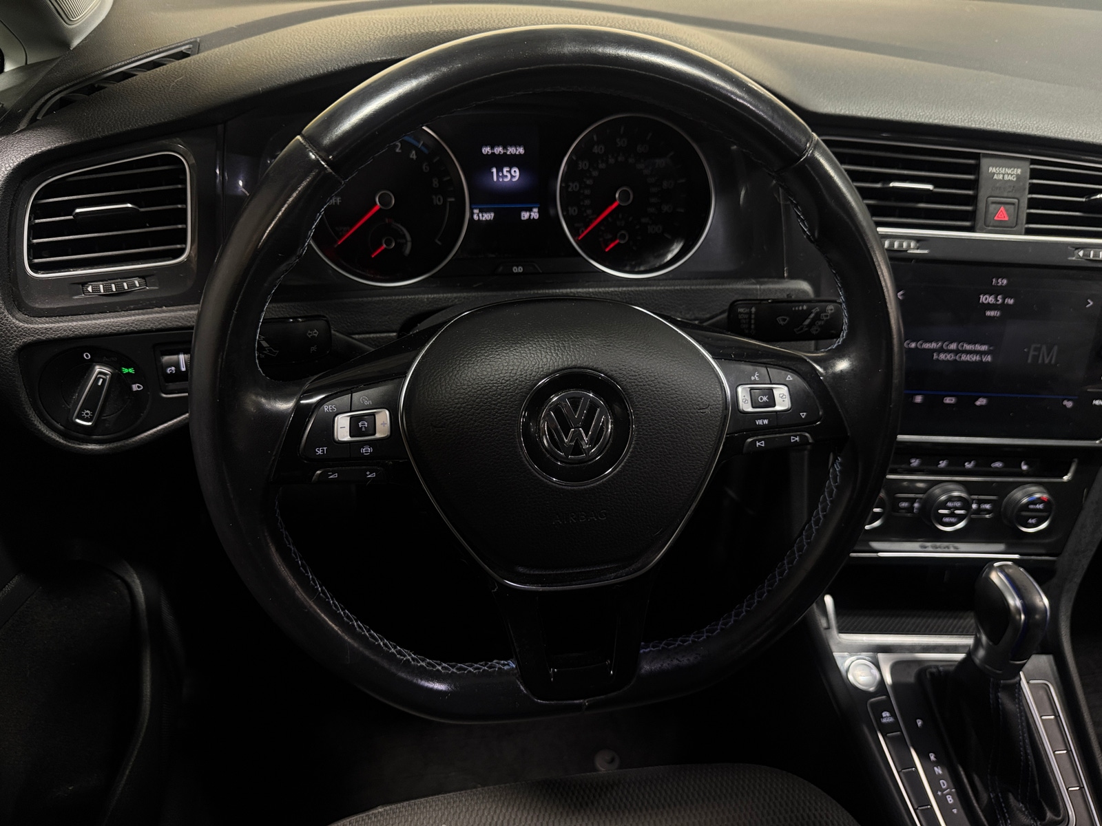 Thumbnail: 2019 Volkswagen e-Golf - 5