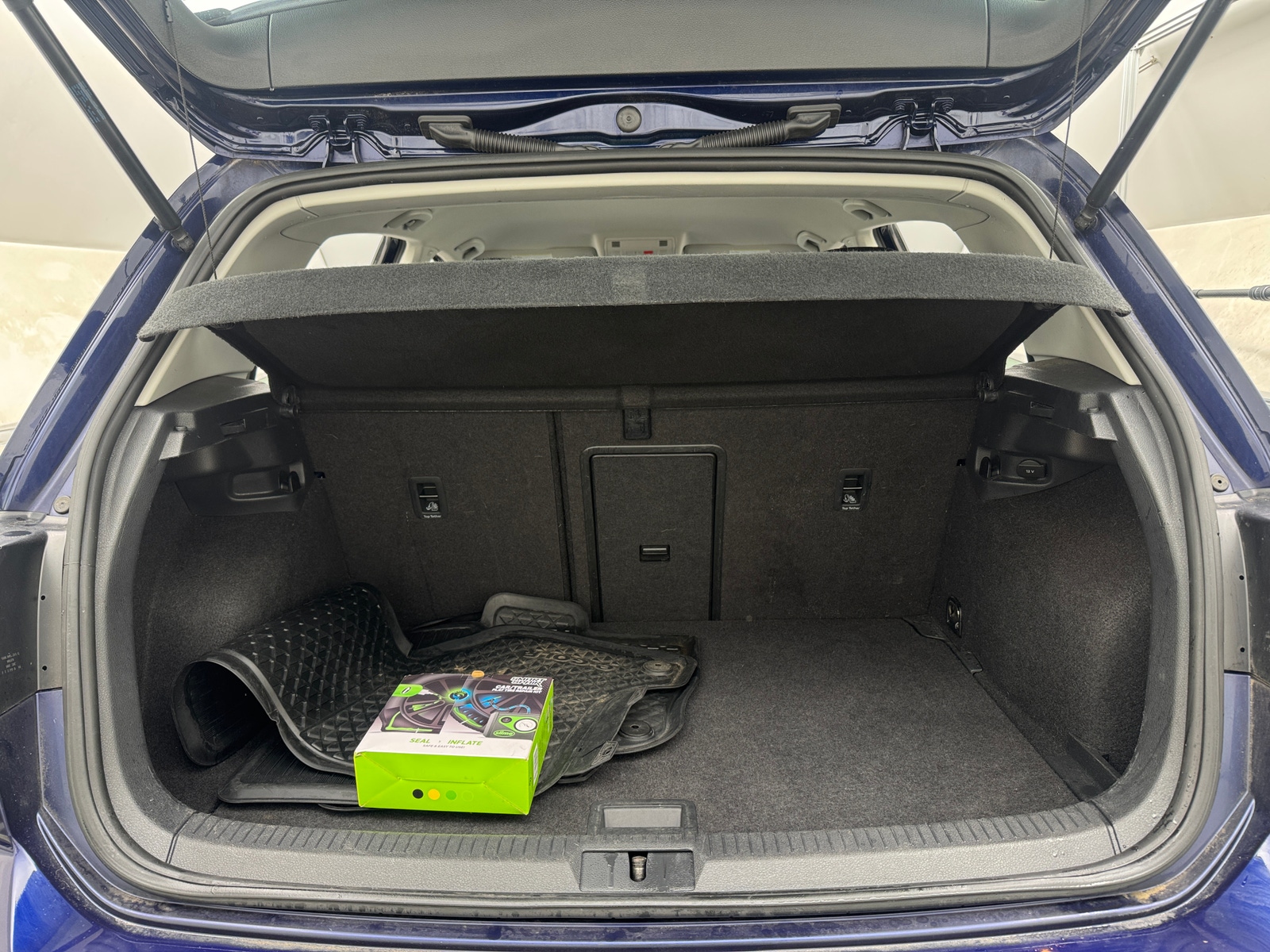 Thumbnail: 2019 Volkswagen e-Golf - 7