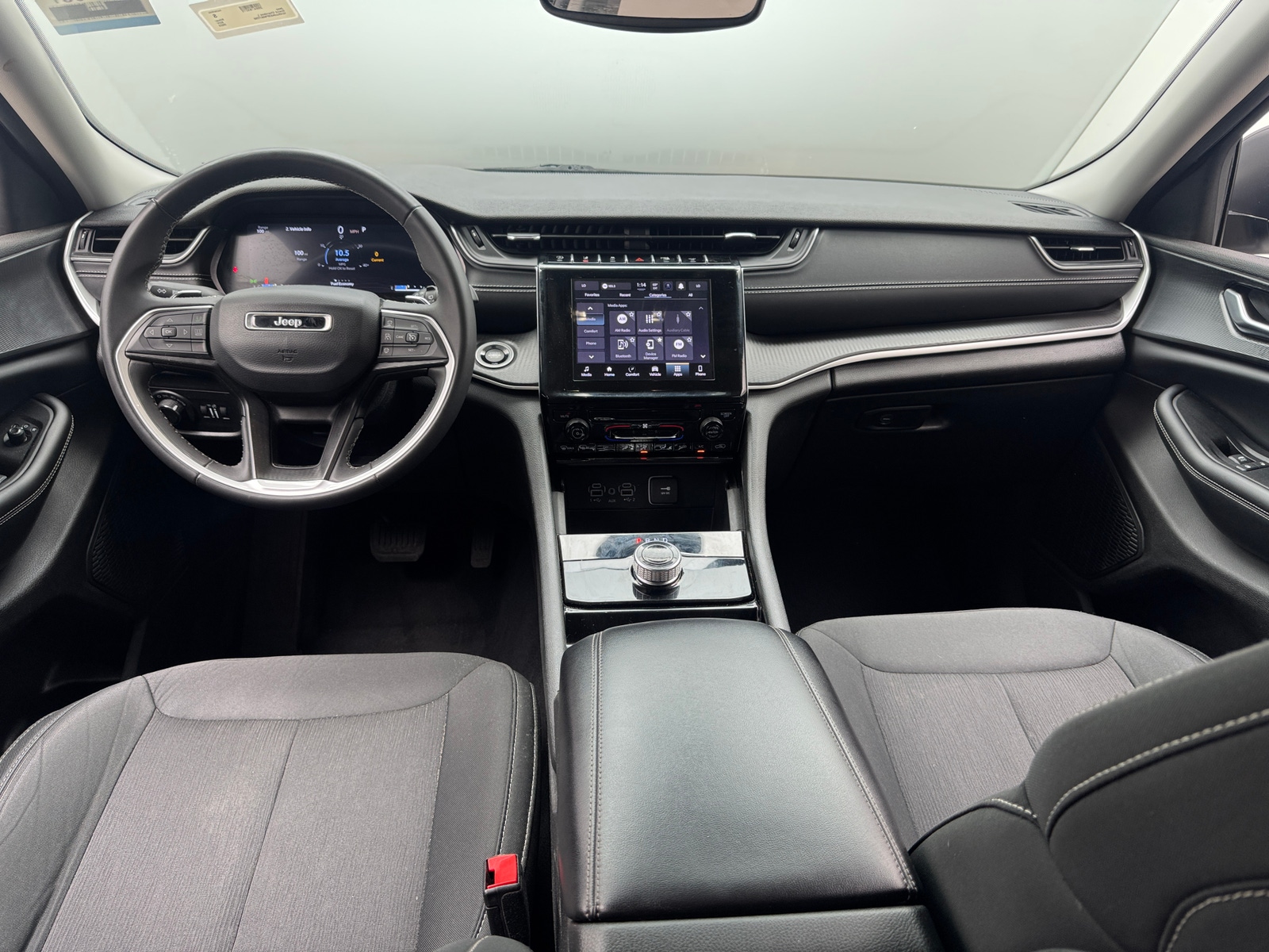 Thumbnail: 2023 Jeep Grand Cherokee L - 3