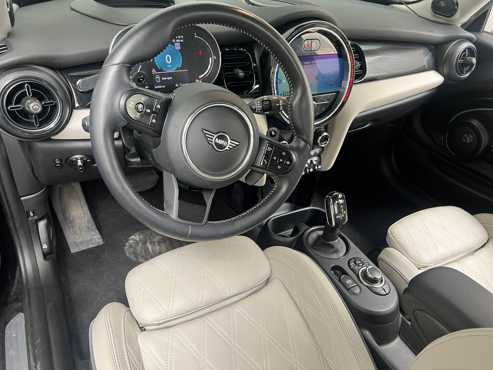Thumbnail: 2024 MINI Cooper Hardtop - 2